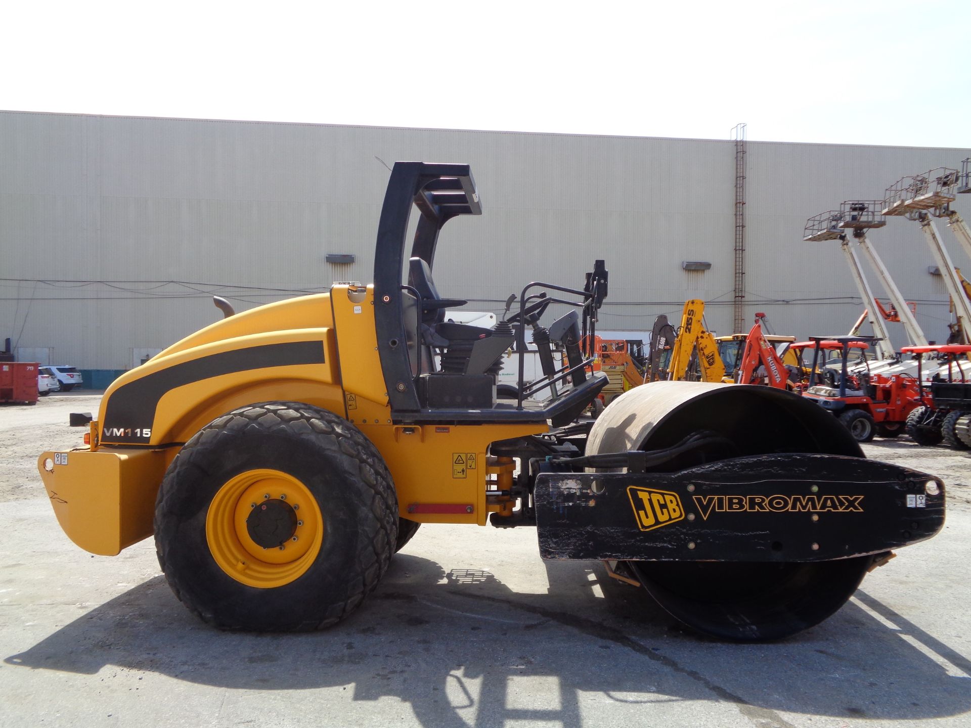 NEW JCB VM115 Single Smooth Drum Vibrating Roller Compactor - Image 4 of 45