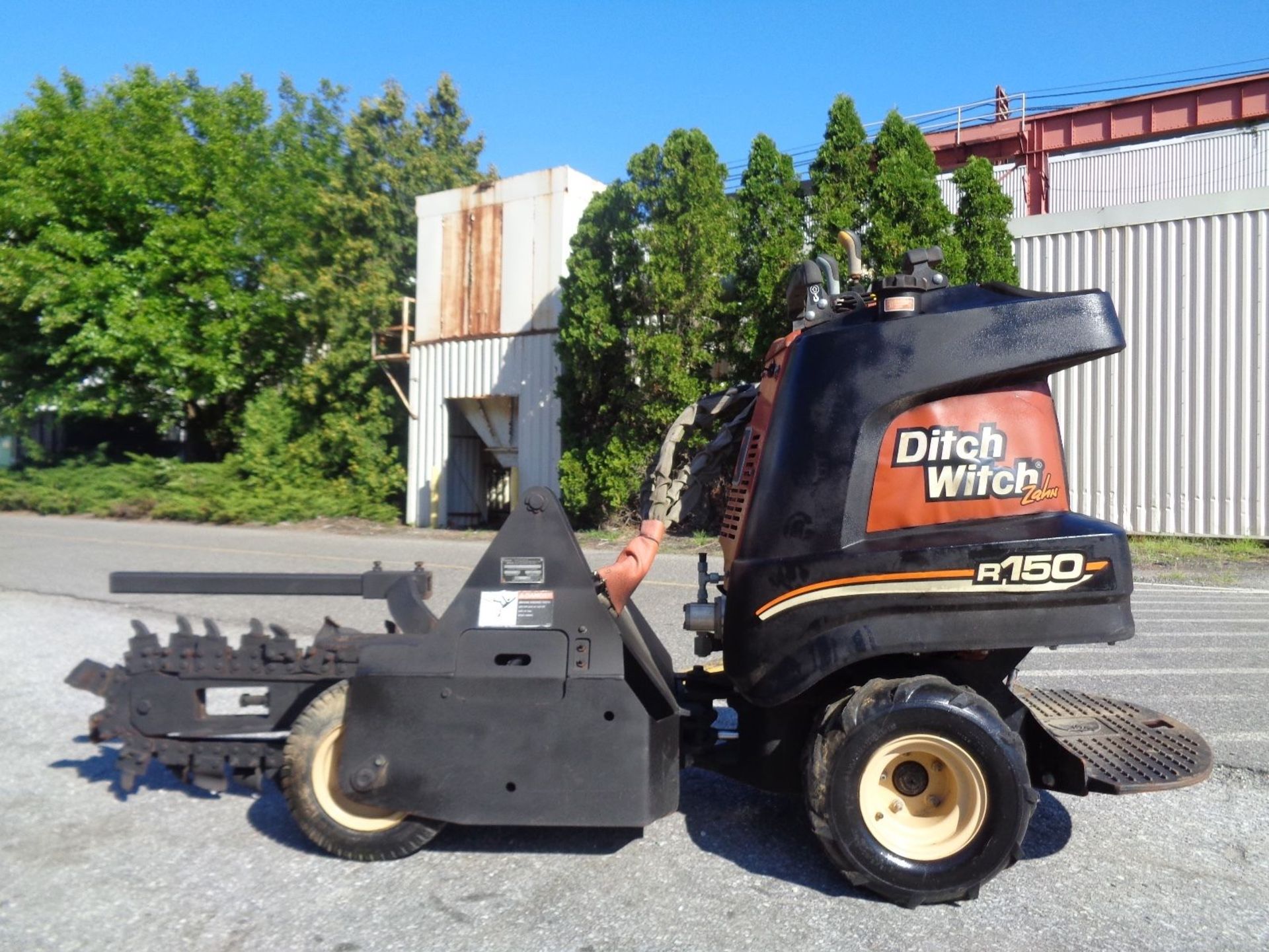 Ditch Witch R150 Trencher