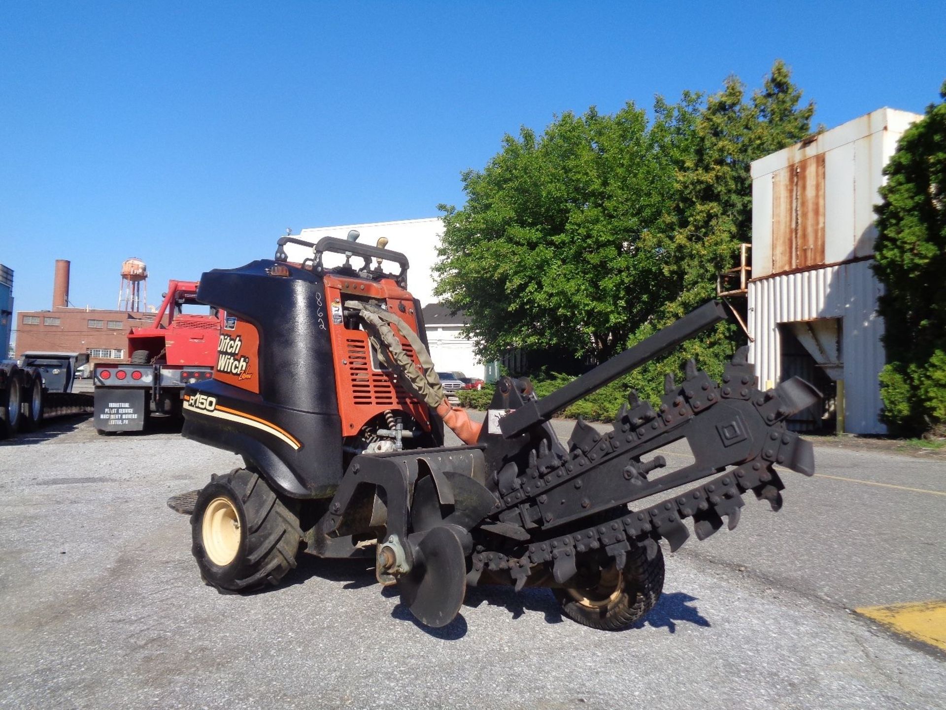 Ditch Witch R150 Trencher - Image 4 of 11