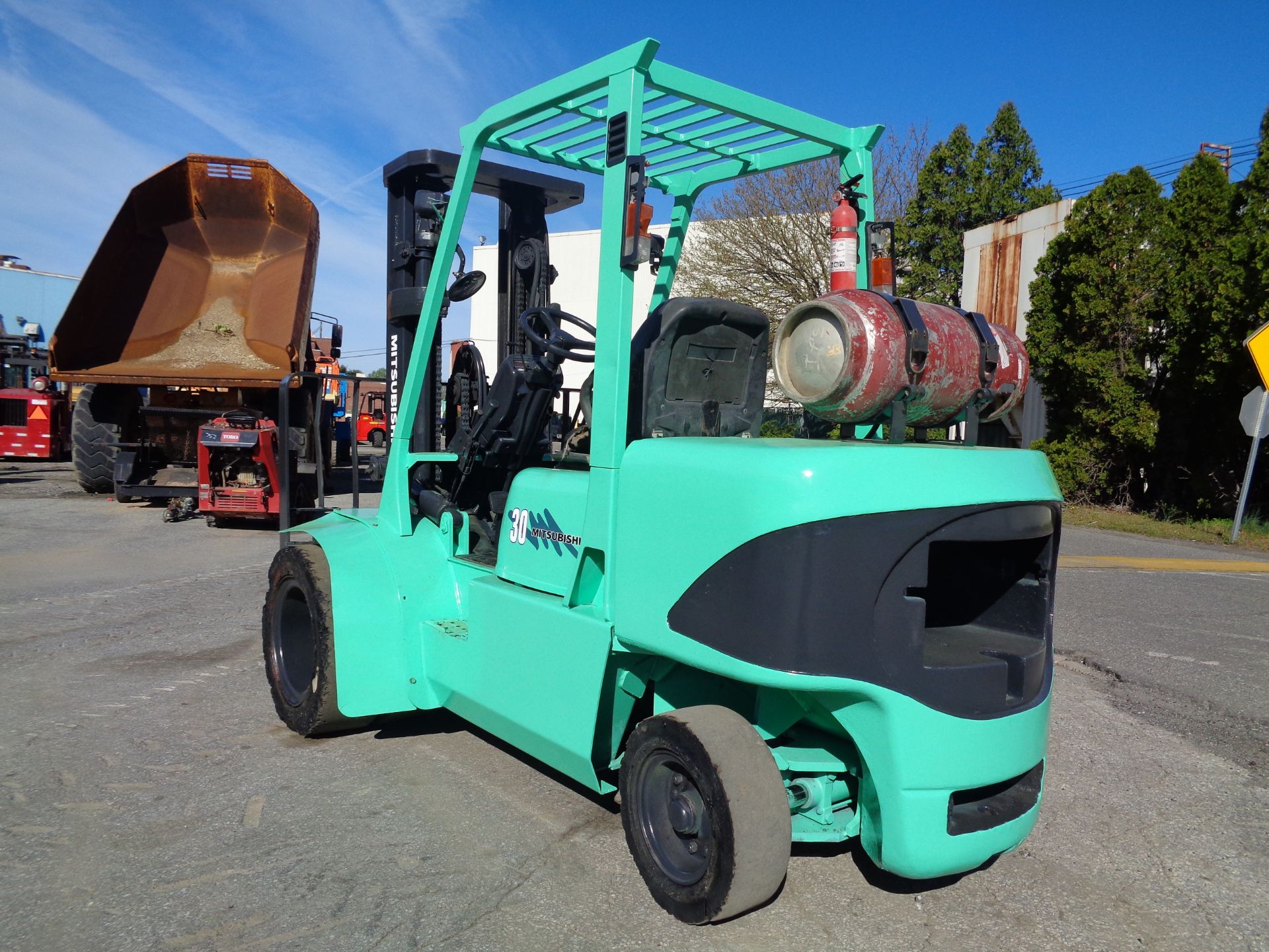 Mitsubishi FG30K 6,000lbs Forklift - Image 15 of 16