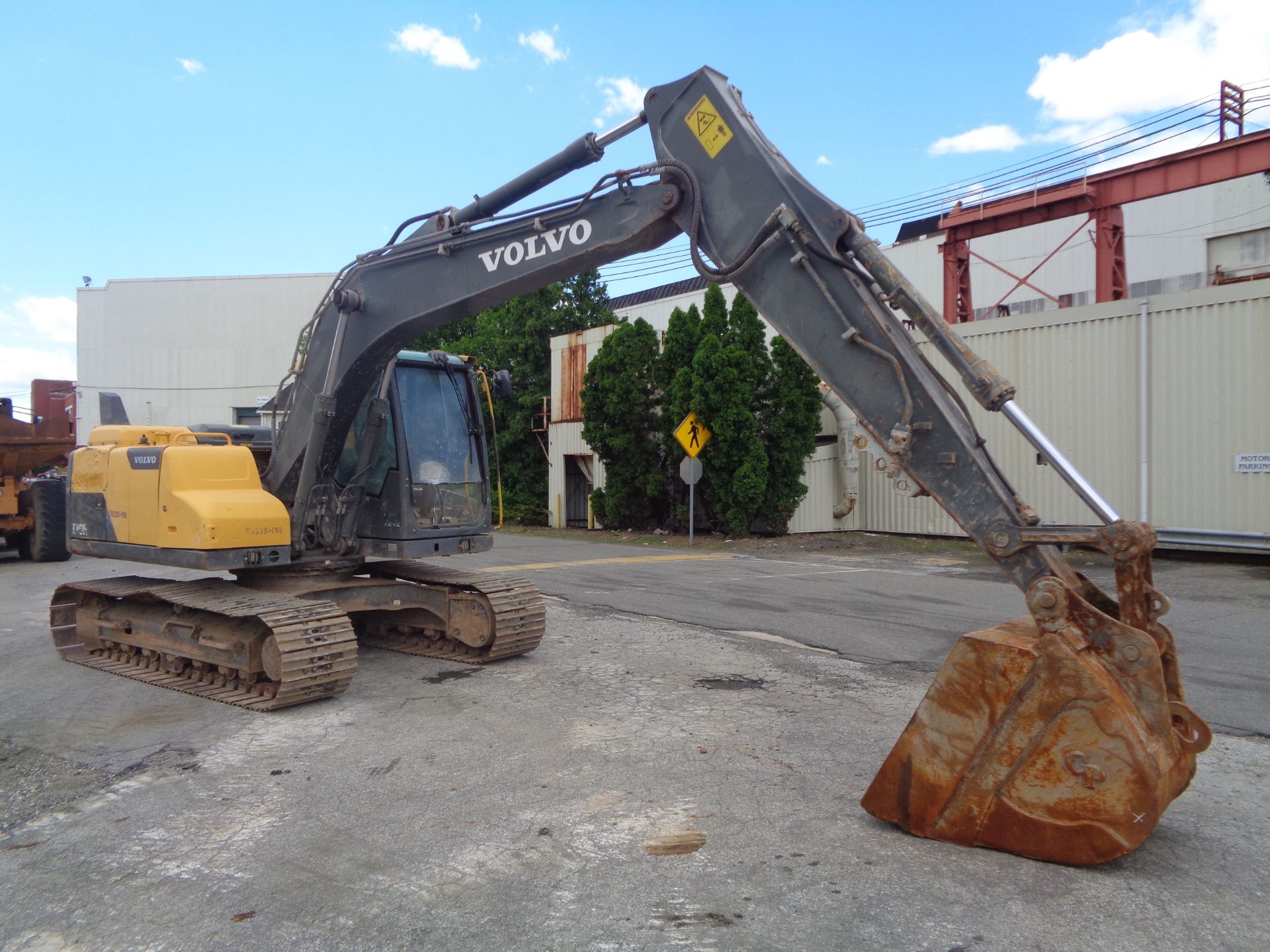 2013 Volvo EC140DL Excavator - Image 9 of 26