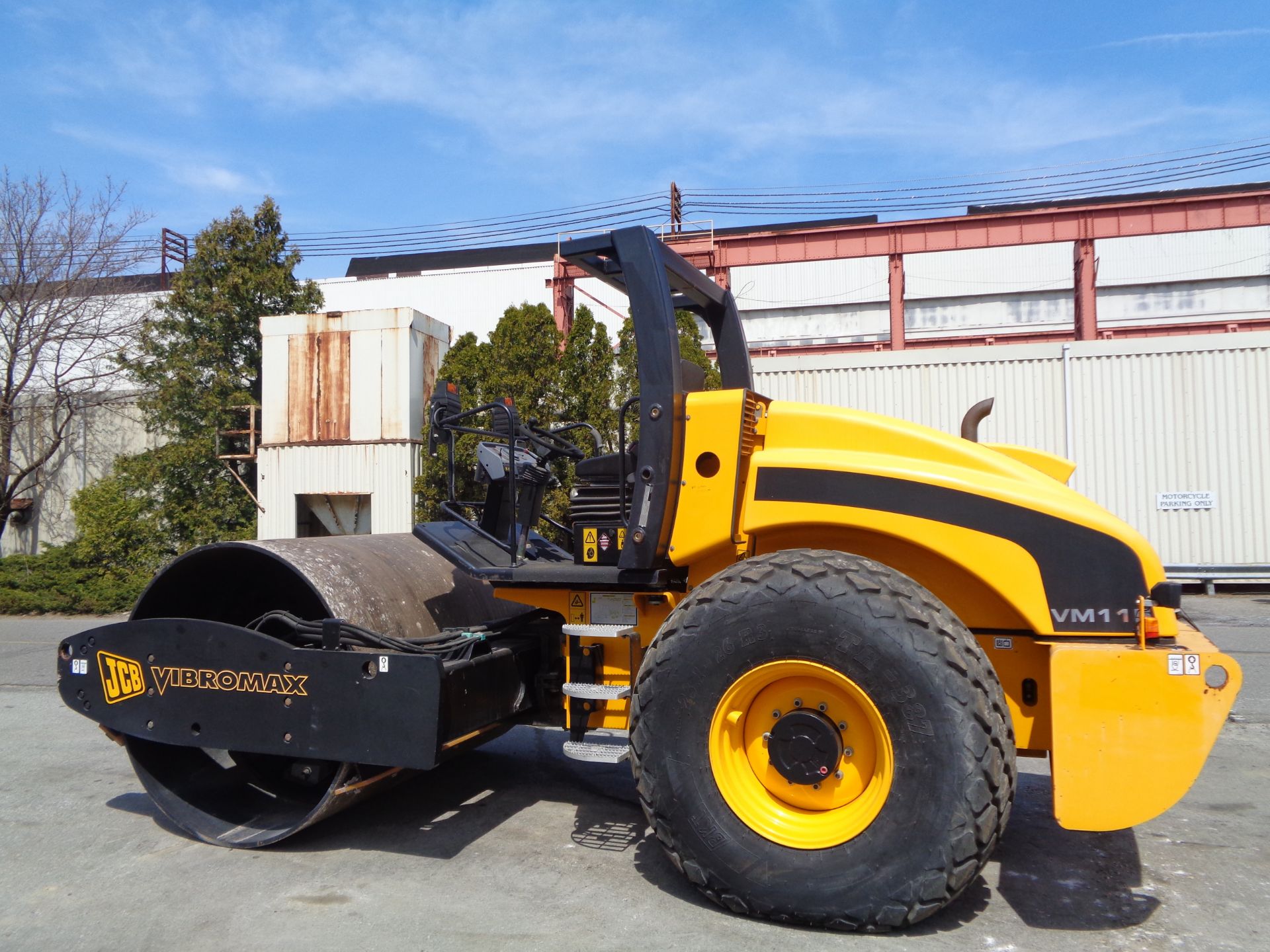 NEW JCB VM115 Single Smooth Drum Vibrating Roller Compactor - Image 19 of 45