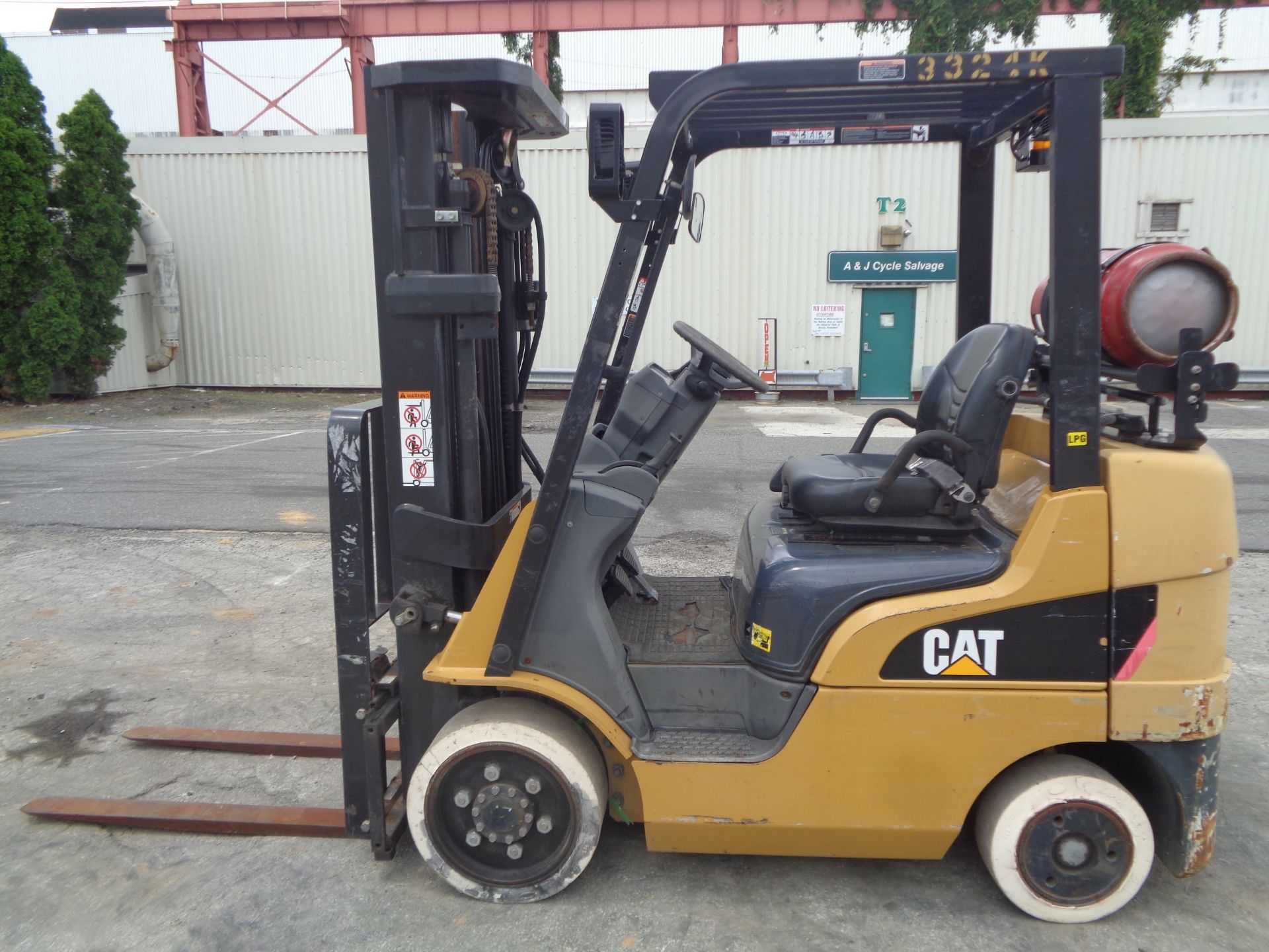 2013 Caterpillar 2C5000 5,000lbs Forklift