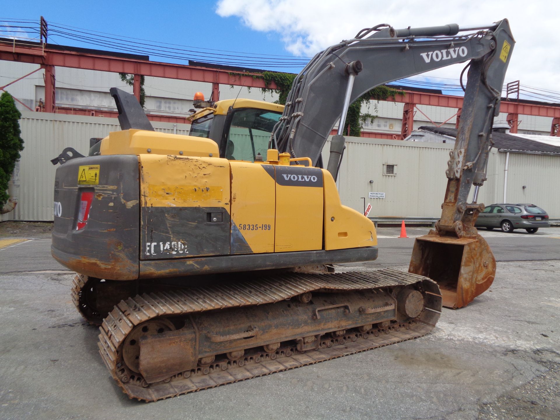 2013 Volvo EC140DL Excavator - Image 17 of 26