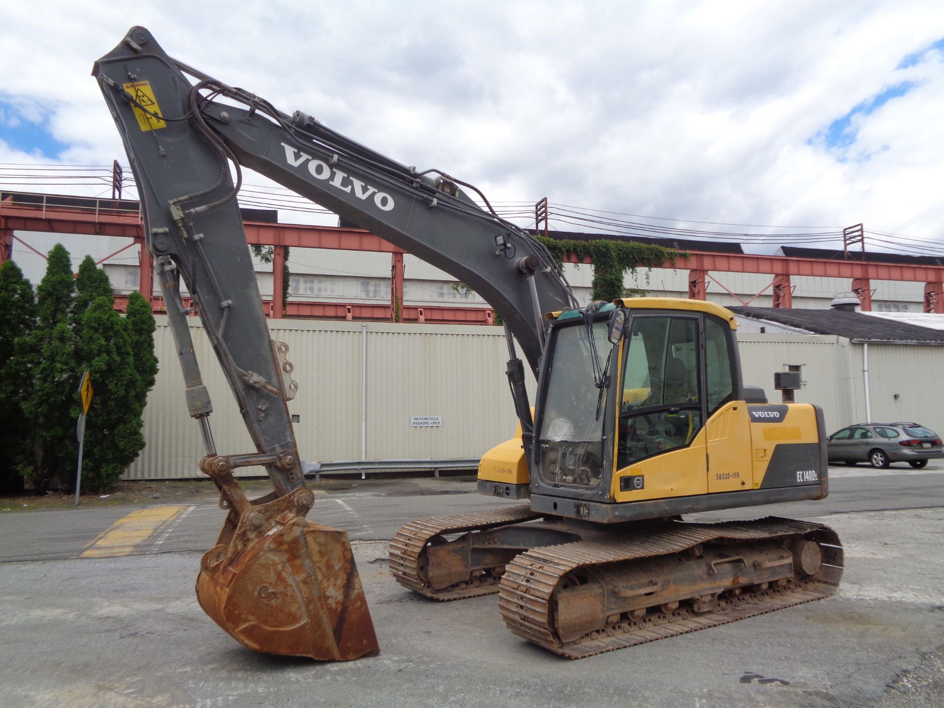 2013 Volvo EC140DL Excavator - Image 23 of 26