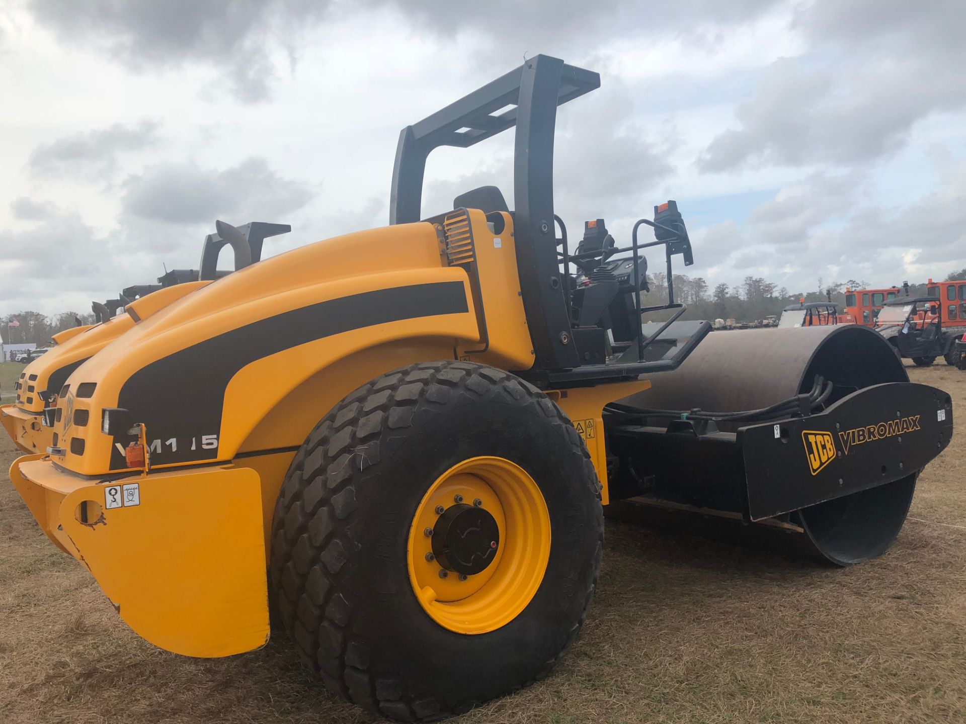 NEW JCB VM115 Single Smooth Drum Vibrating Roller Compactor - Image 7 of 45