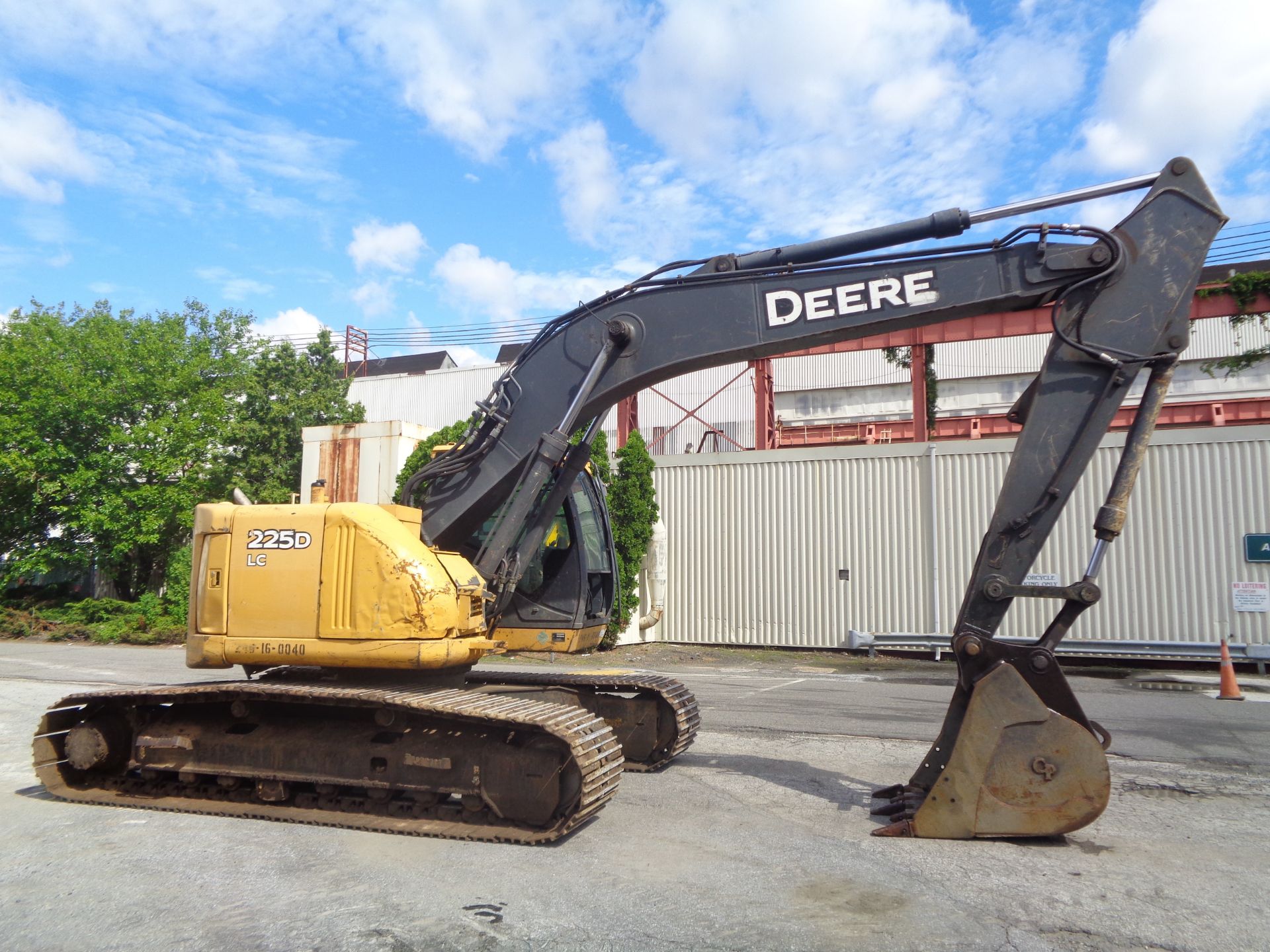 2012 John Deere 225D Excavator - Image 23 of 28