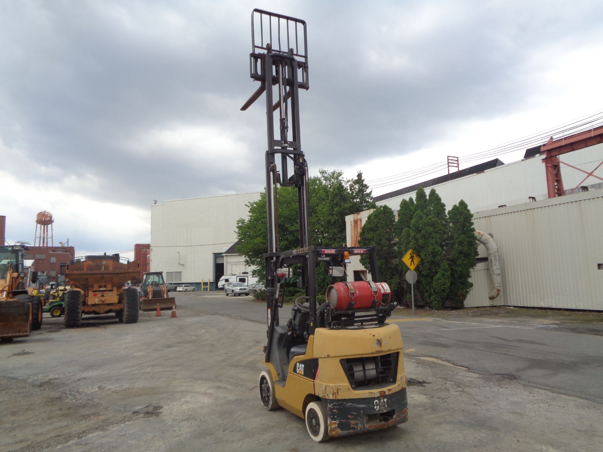 2013 Caterpillar 2C5000 5,000lbs Forklift - Image 12 of 19