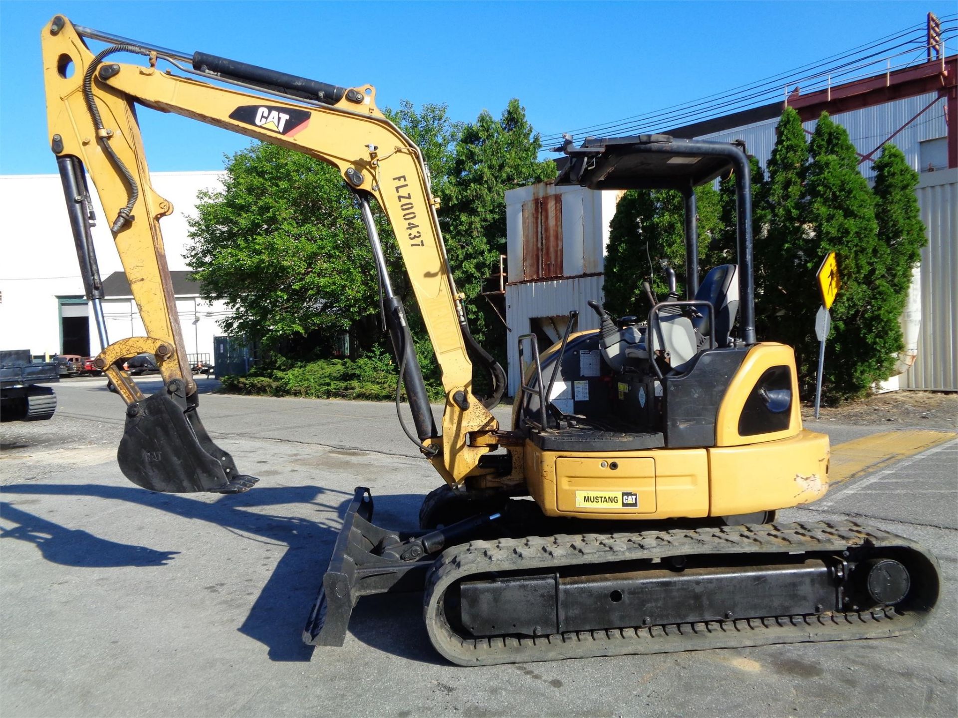 2011 Caterpillar 305.5D CR Mini Excavator - Image 10 of 11