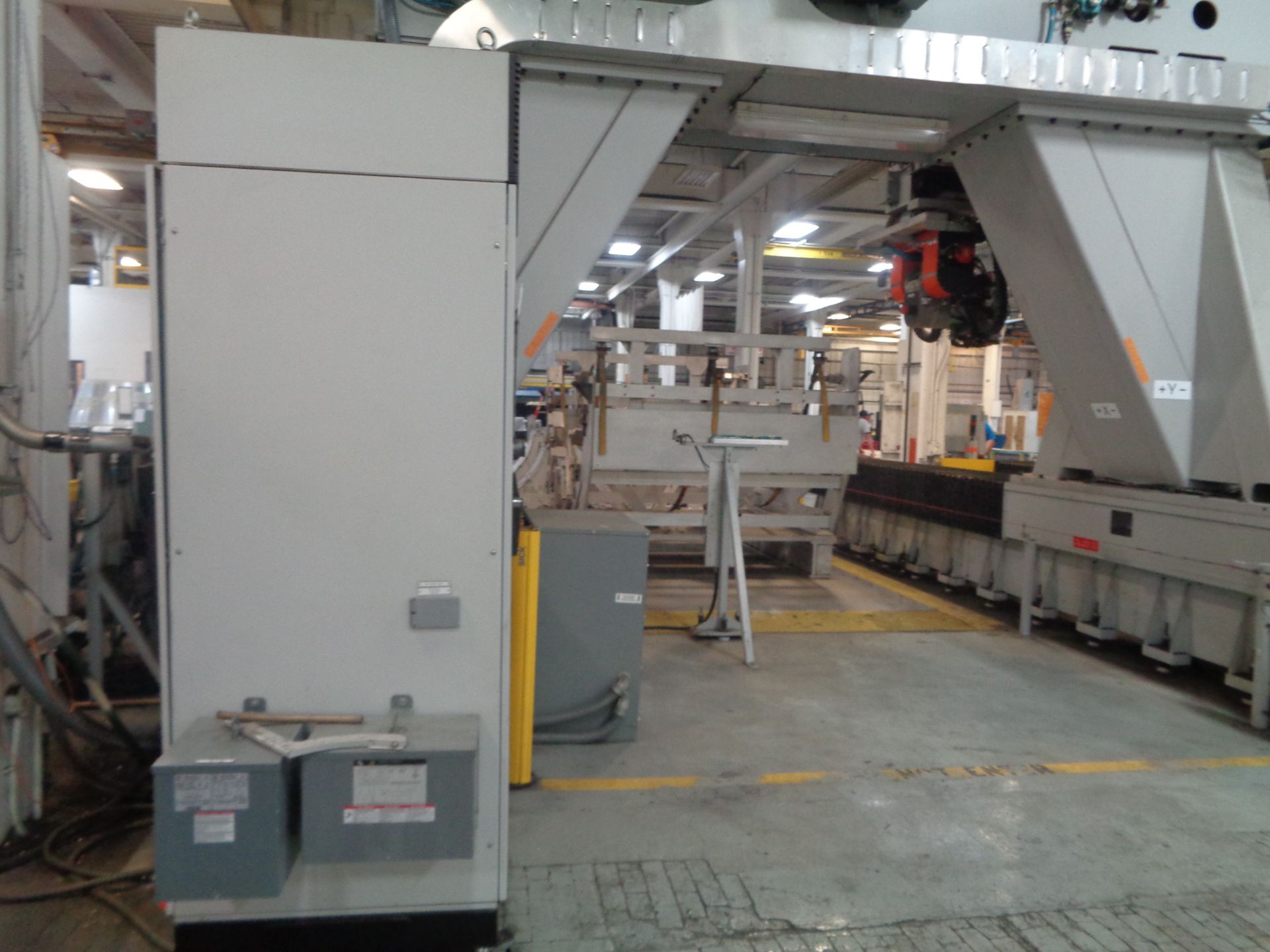 2009 Flow 4 Spindle Multi-Axis CNC Gantry Drill Perforation machine. - Image 10 of 30