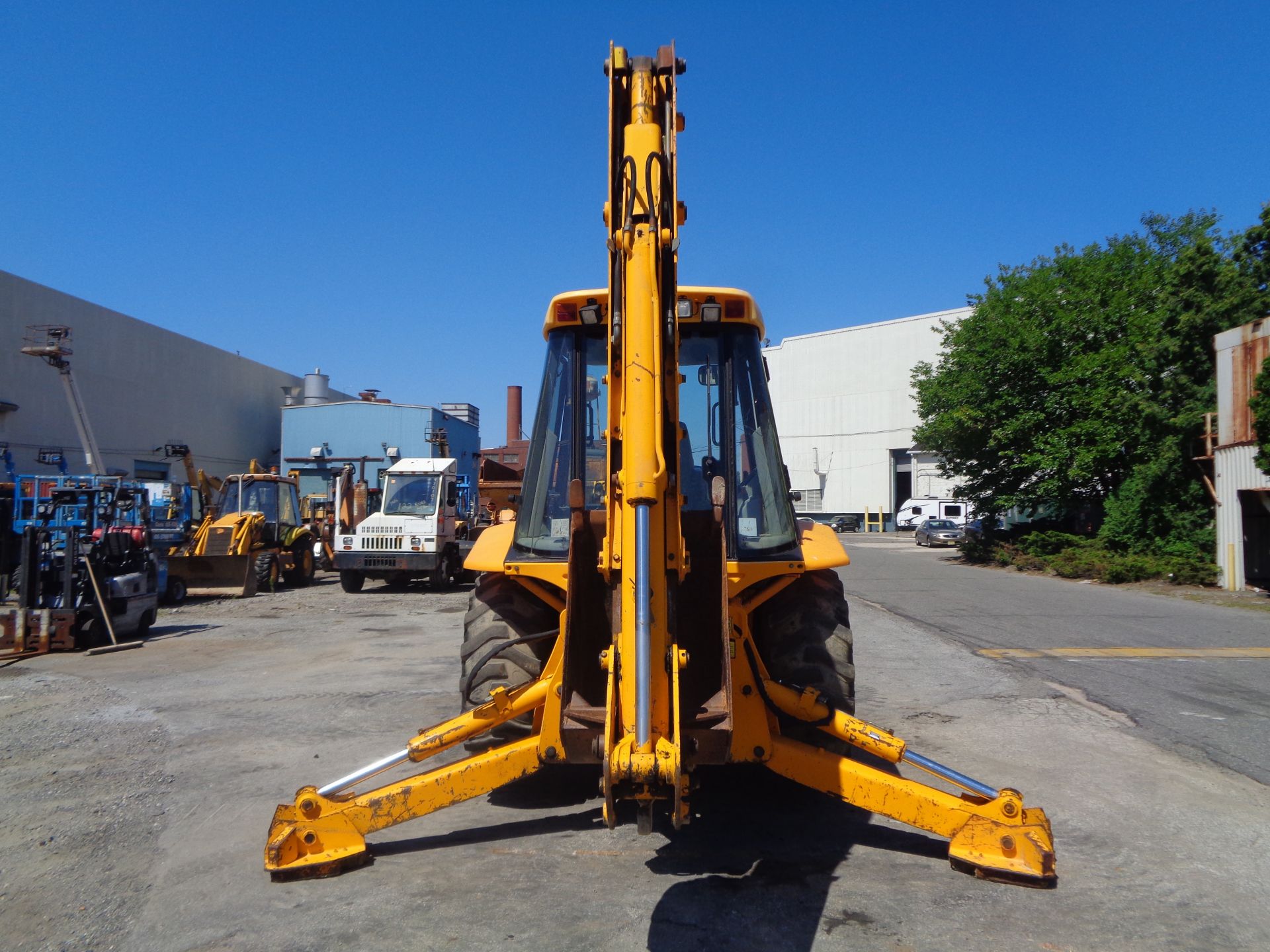 2005 JCB 214 Series 3 Backhoe - Image 2 of 29