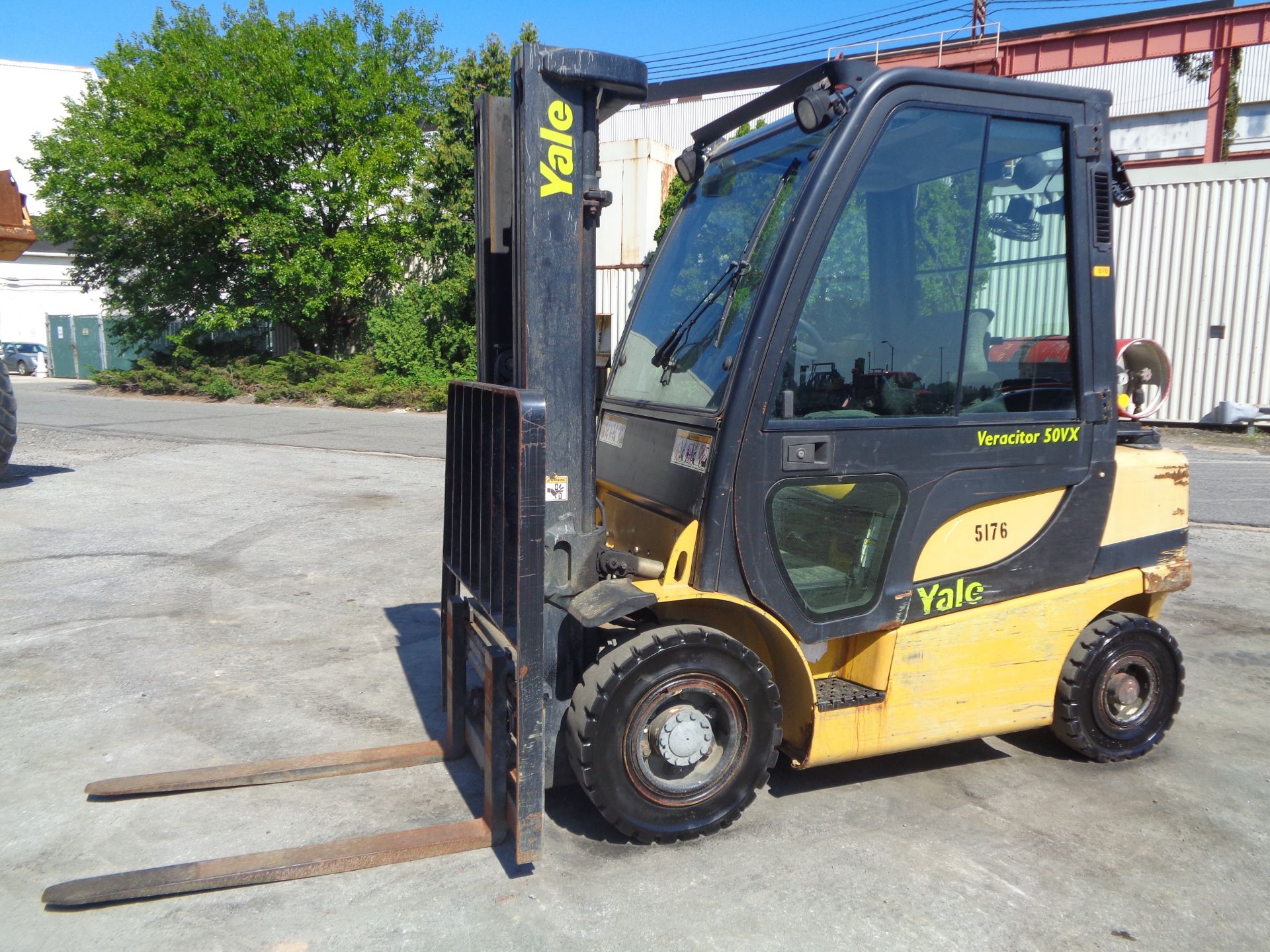 Yale GLP050 5,000lbs Forklift - Image 8 of 18