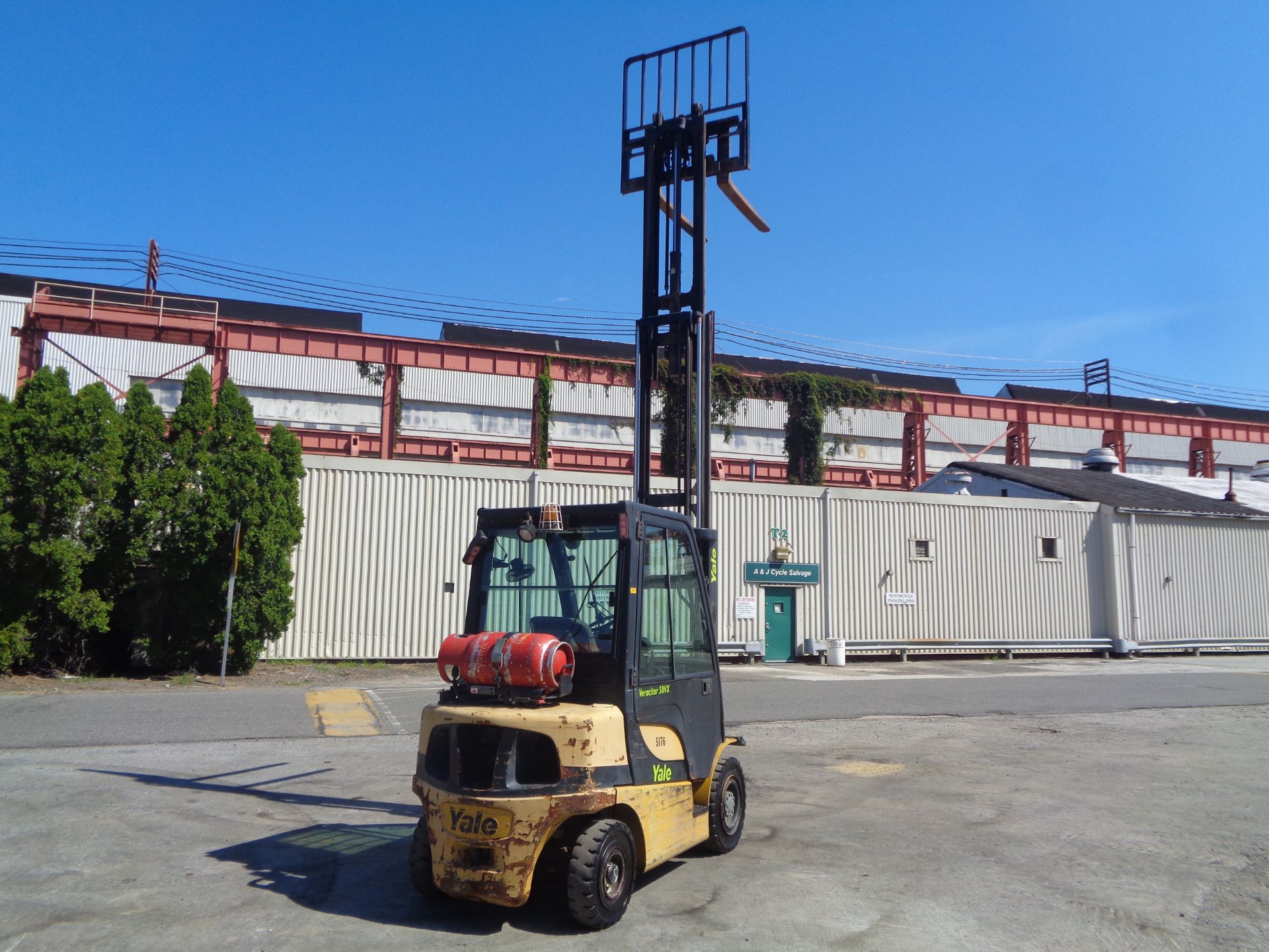 Yale GLP050 5,000lbs Forklift - Image 15 of 18