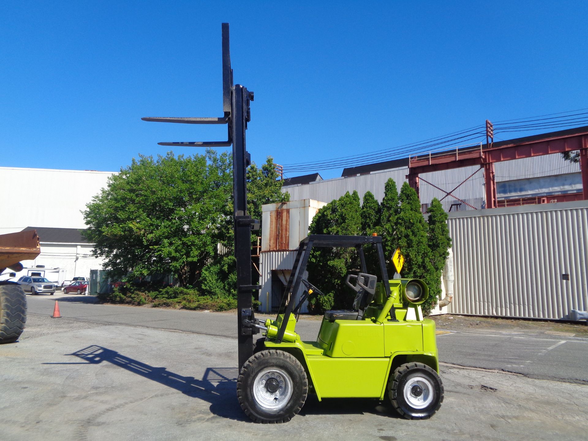 Clark C500-Y60 6,000lbs Forklift - Image 9 of 17