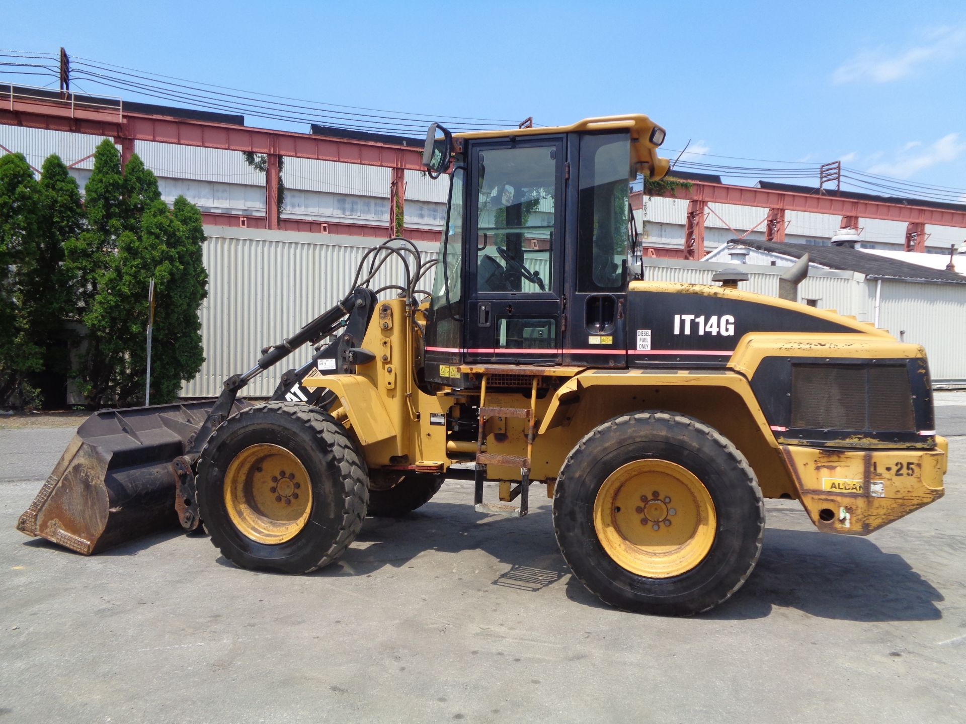 Caterpillar IT14G Wheel Loader - Image 17 of 21