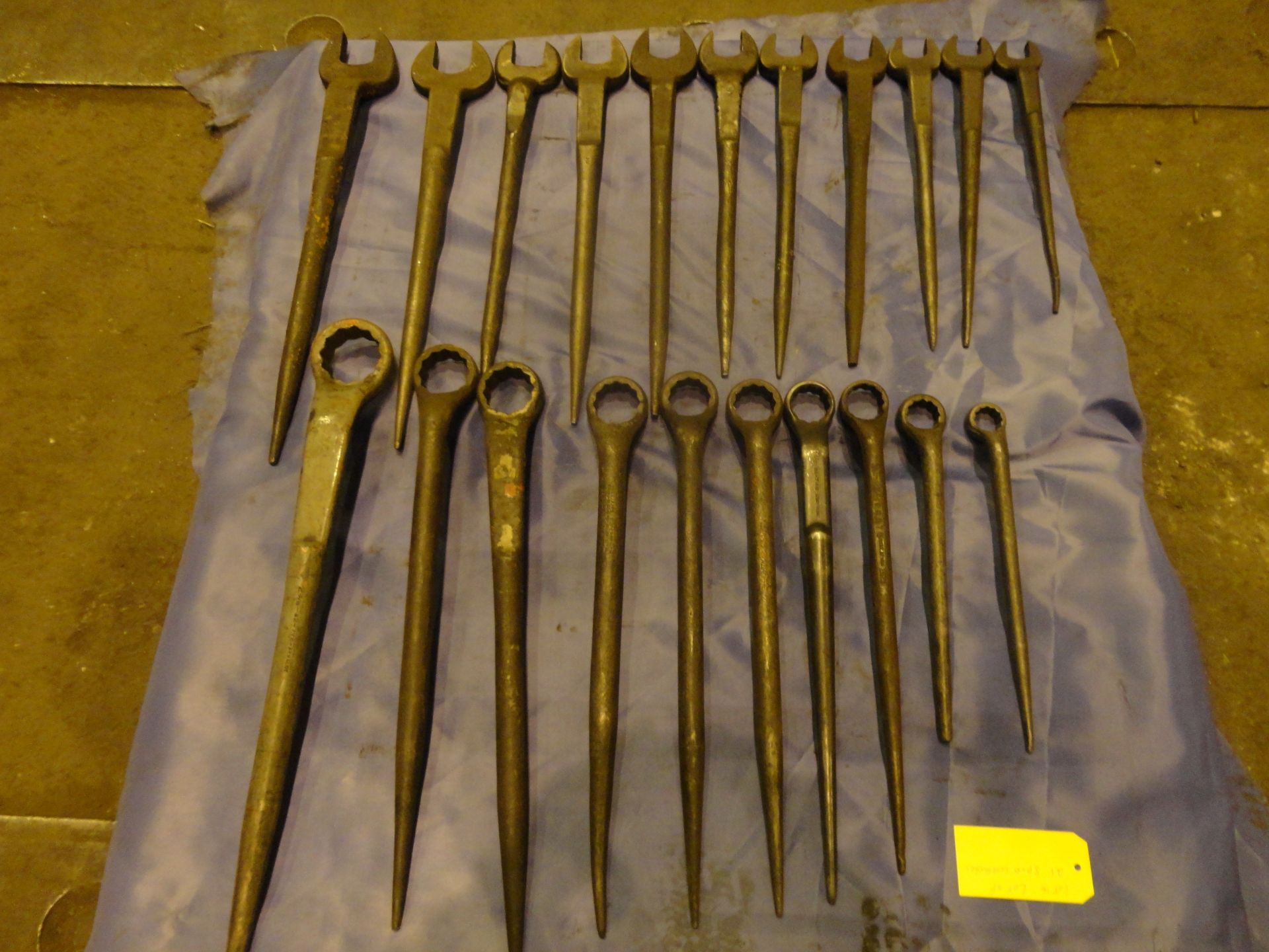 Lot of 21 Spud Wrenches (16A) - Image 4 of 10