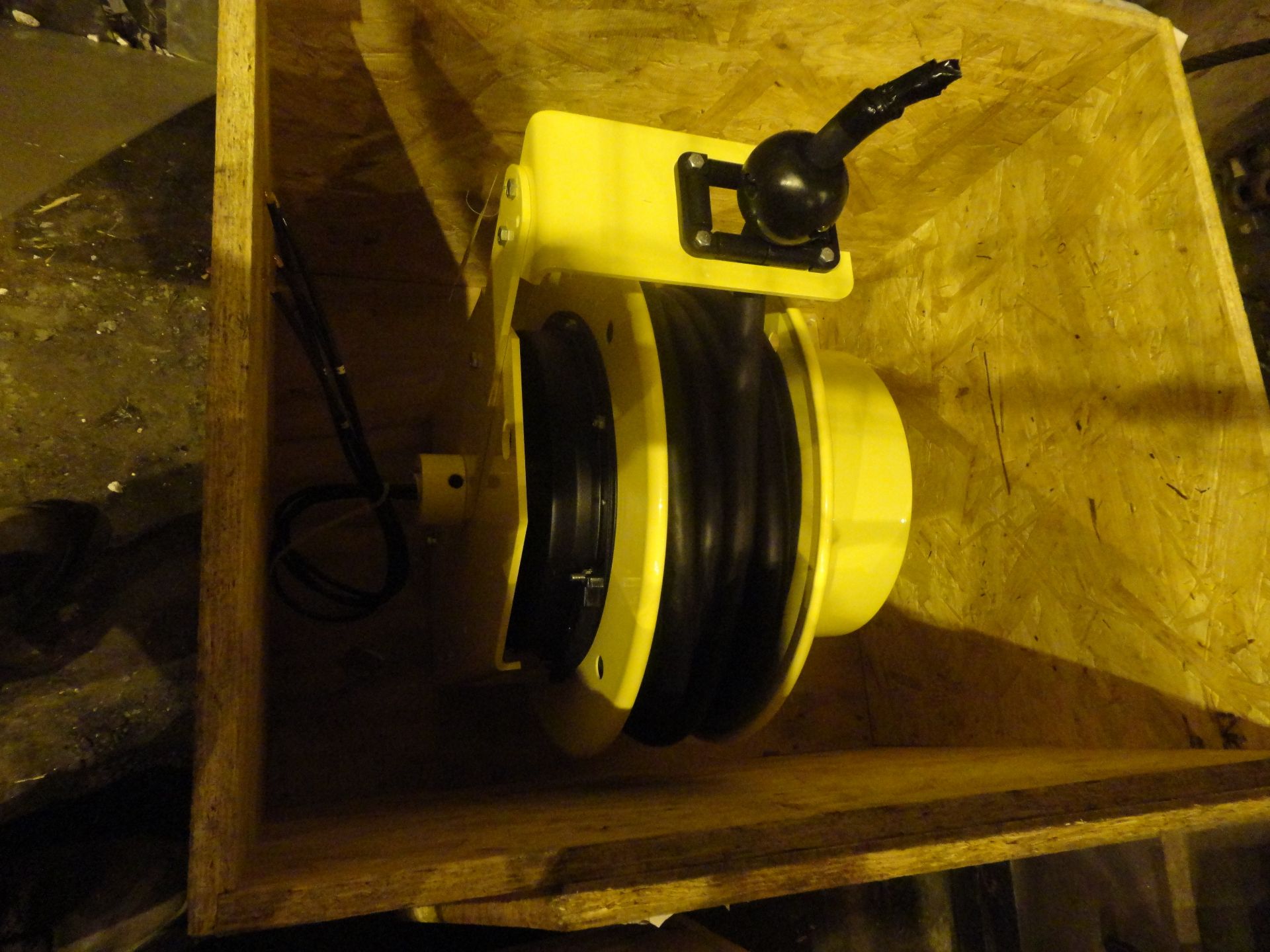 New Still in Box 4 Wire Cord Reel - Image 6 of 7