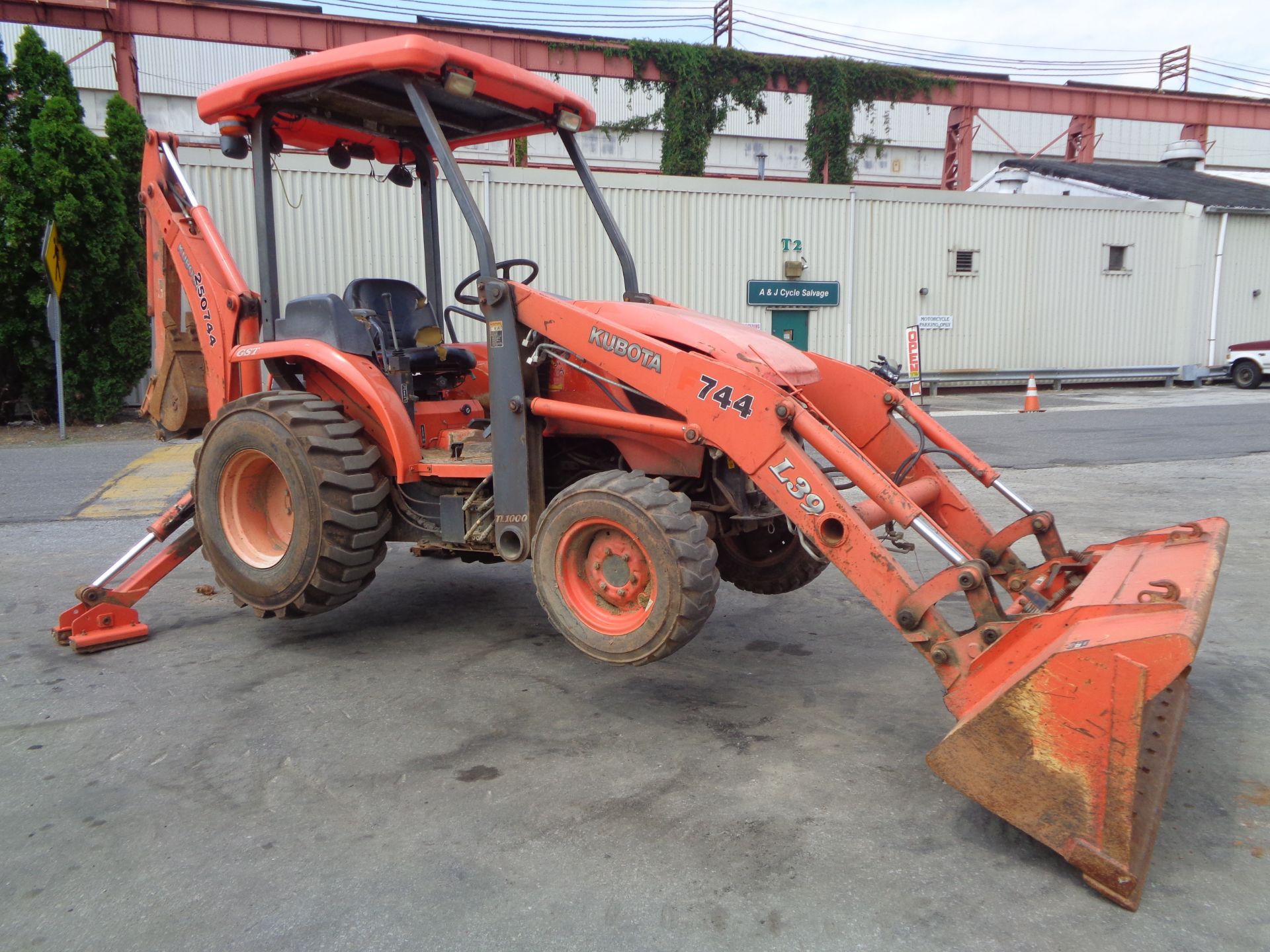 Kubota L39 Backhoe - Image 3 of 21