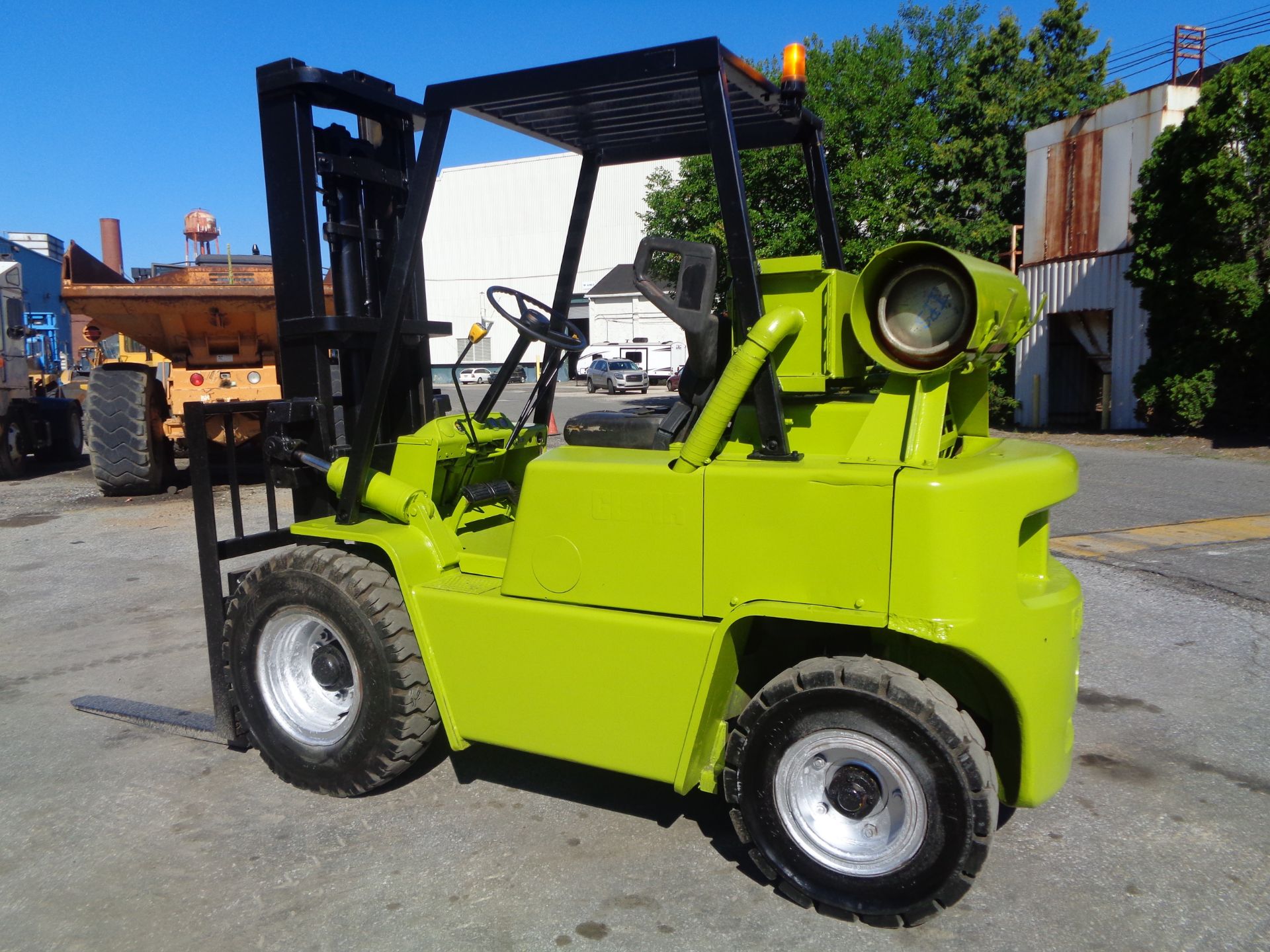 Clark C500-Y60 6,000lbs Forklift - Image 14 of 17