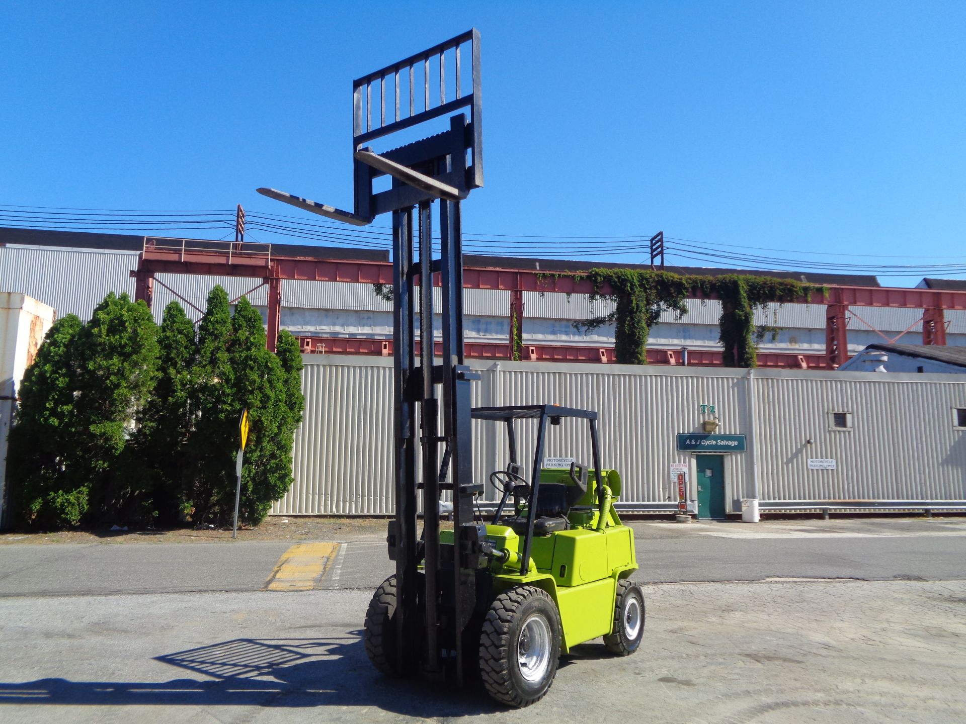 Clark C500-Y60 6,000lbs Forklift - Image 11 of 17