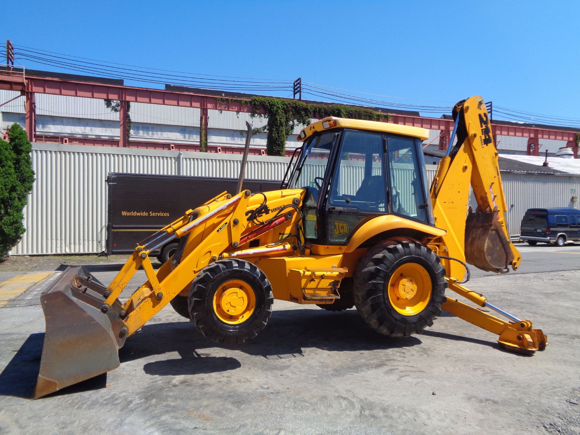 2005 JCB 214 Series 3 Backhoe - Image 7 of 29