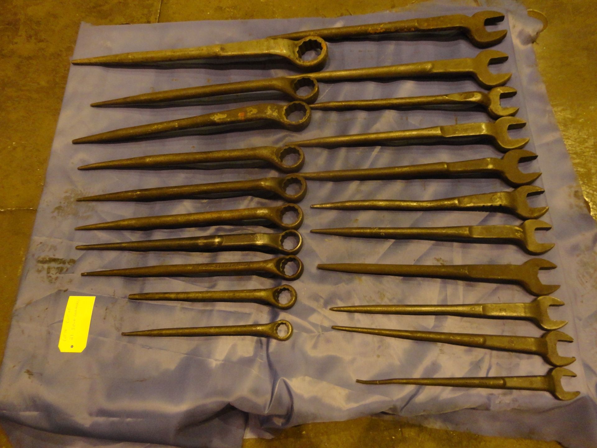 Lot of 21 Spud Wrenches (16A) - Image 8 of 10