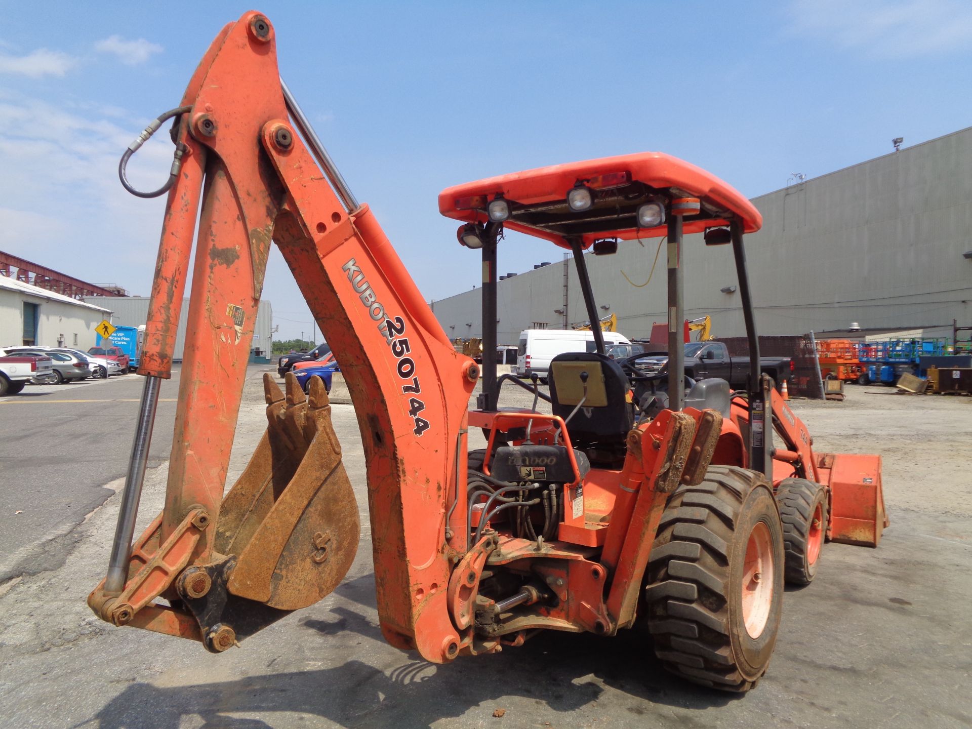 Kubota L39 Backhoe - Image 14 of 21