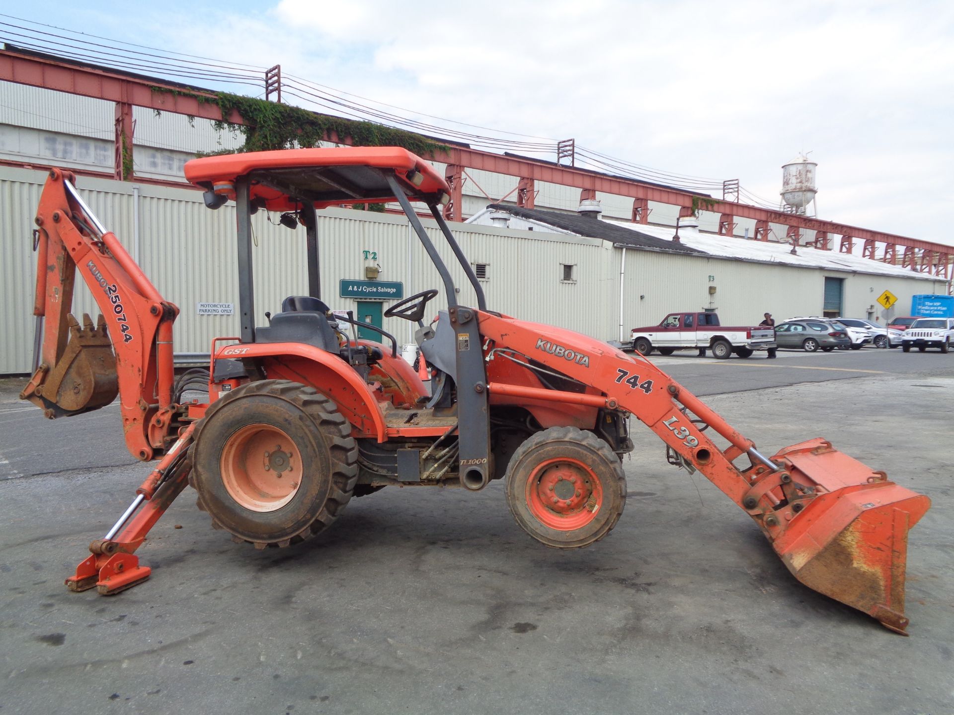 Kubota L39 Backhoe - Image 4 of 21