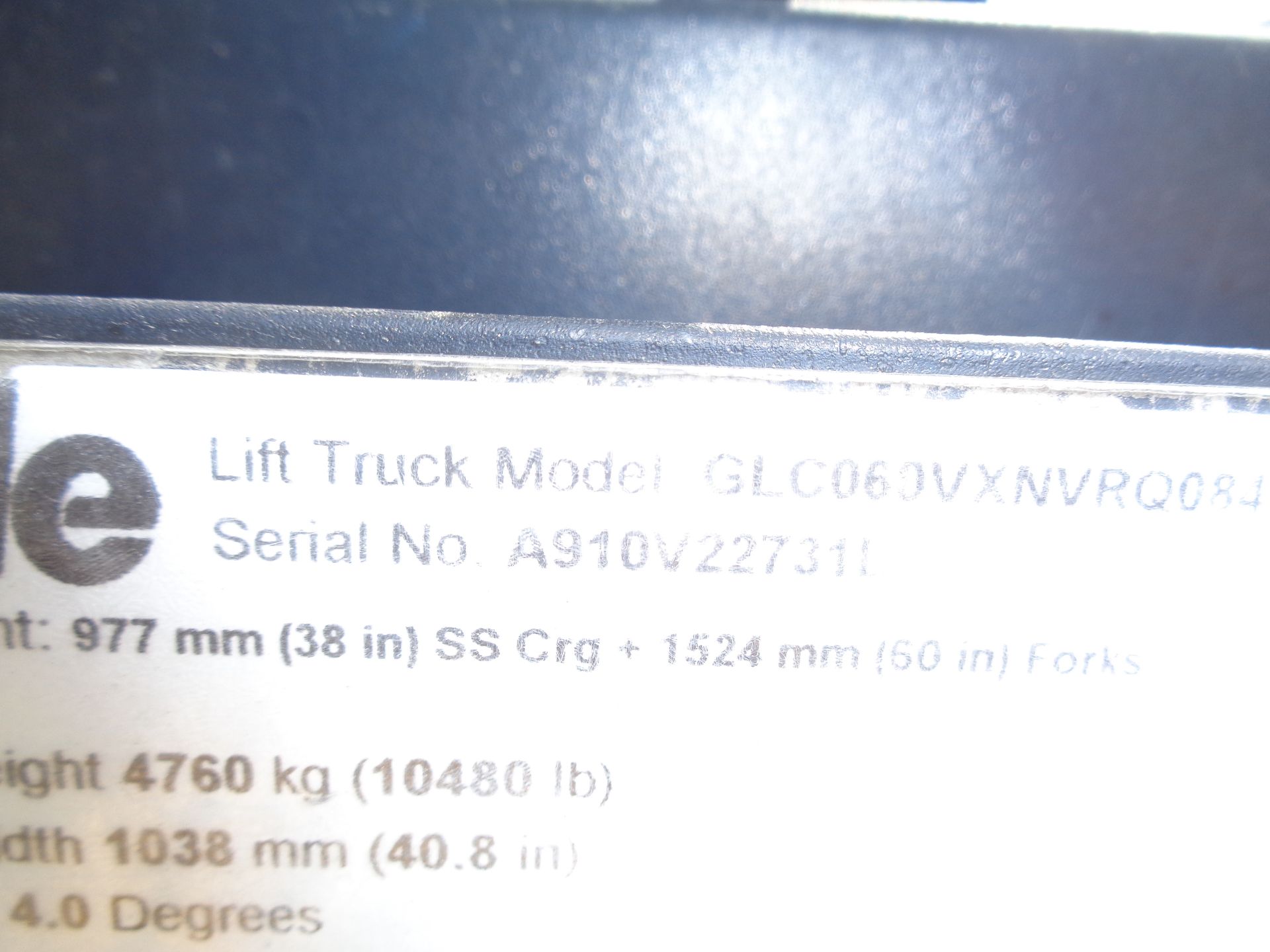 2012 Yale GLC060 6,000lbs Forklift - Quad mast - Image 15 of 16