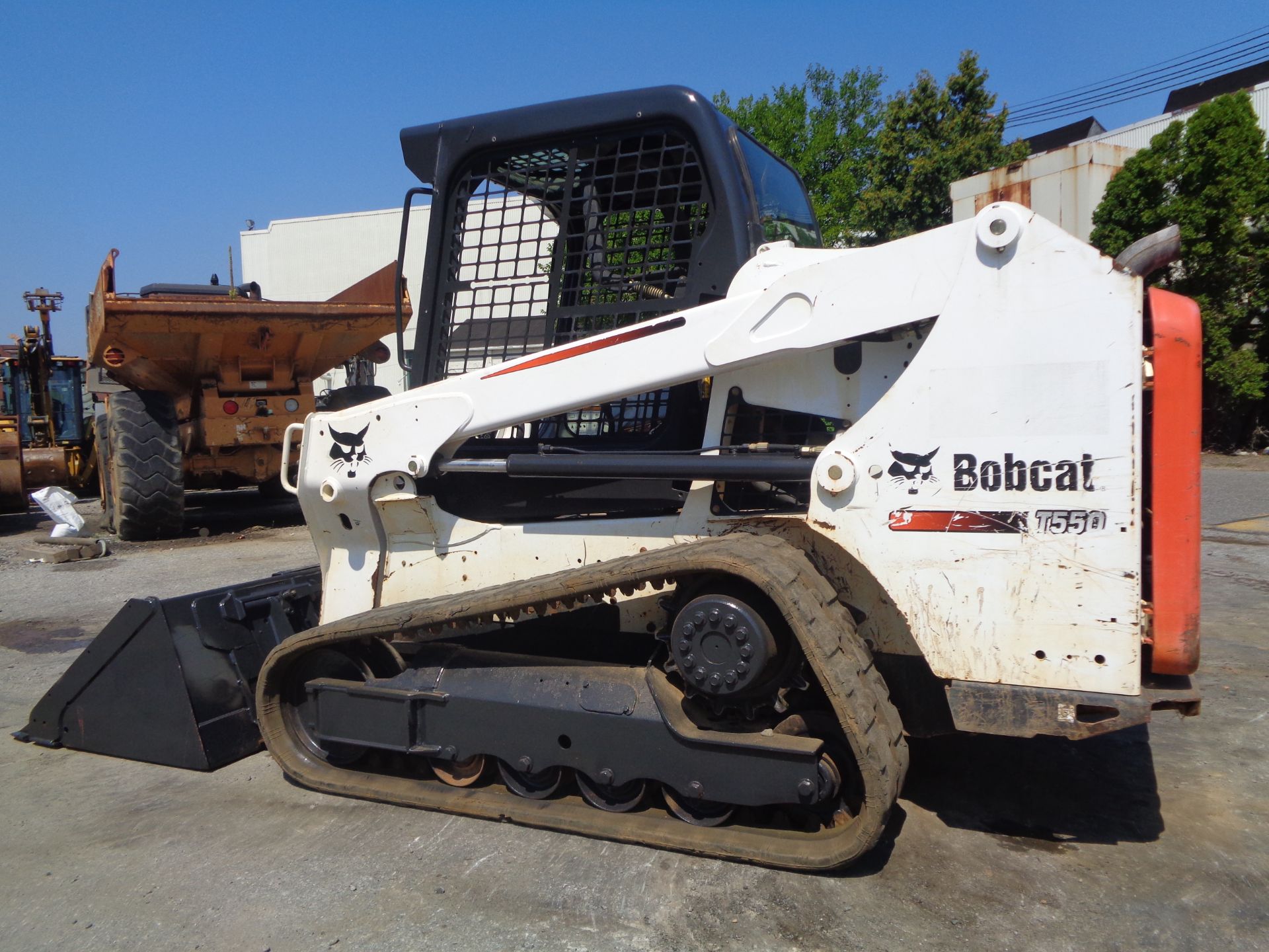 2015 Bobcat T550 Skid Steer - Image 8 of 16
