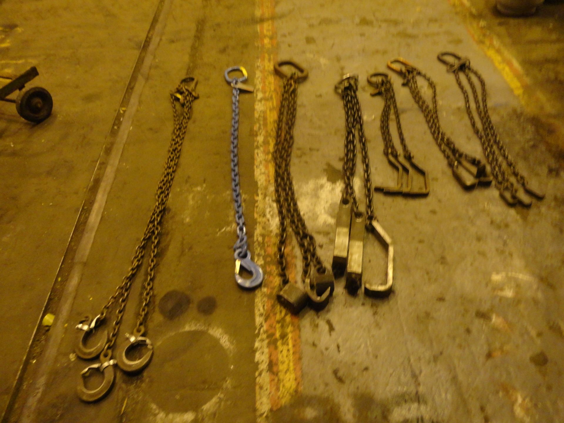 Lot of 7 Chains - Image 2 of 9