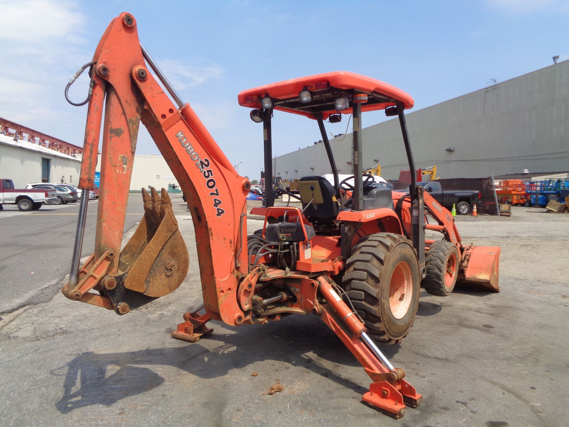 Kubota L39 Backhoe - Image 7 of 21