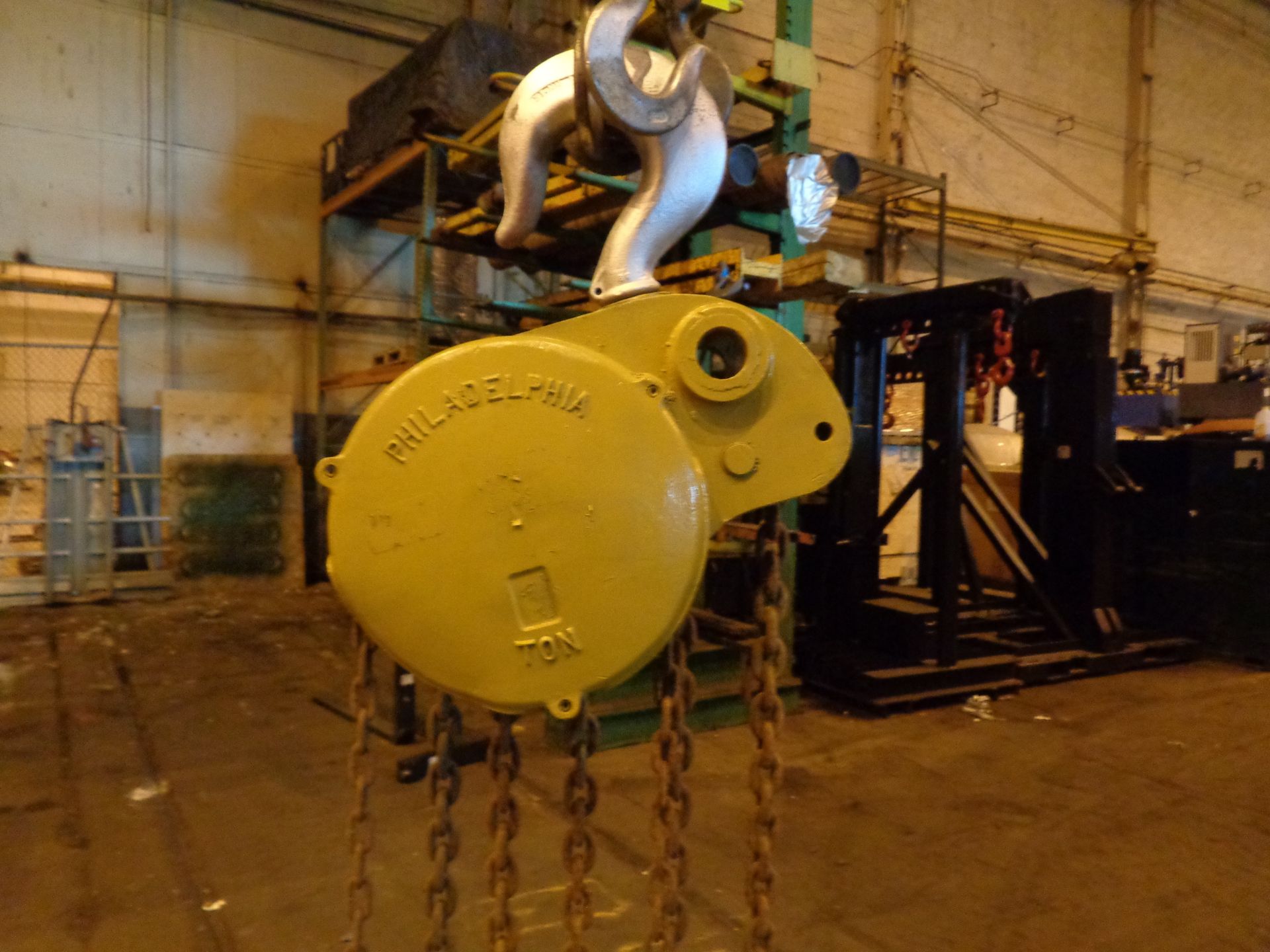 Philadelphia 5 Ton Chain Hoist 20' Drift - Image 3 of 9