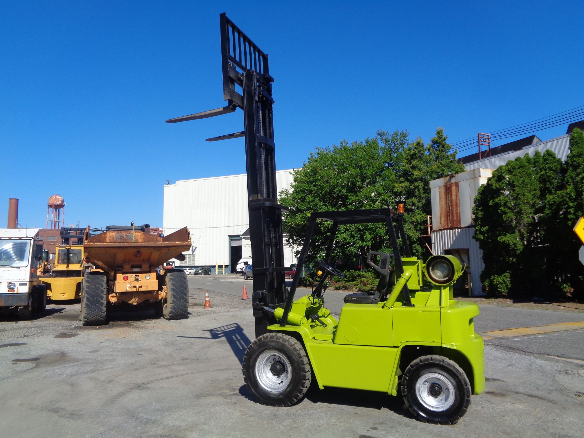 Clark C500-Y60 6,000lbs Forklift - Image 8 of 17