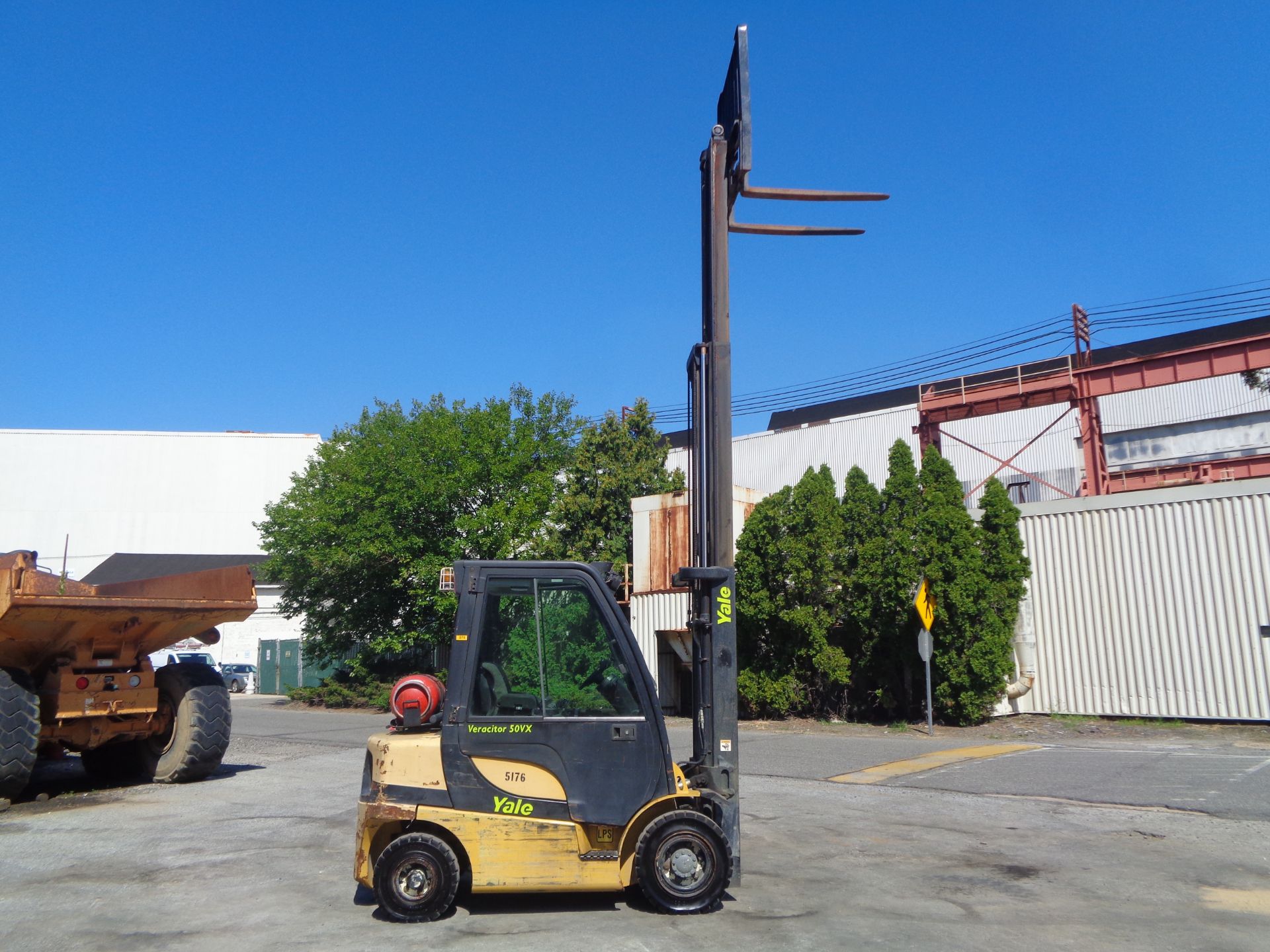 Yale GLP050 5,000lbs Forklift - Image 13 of 18