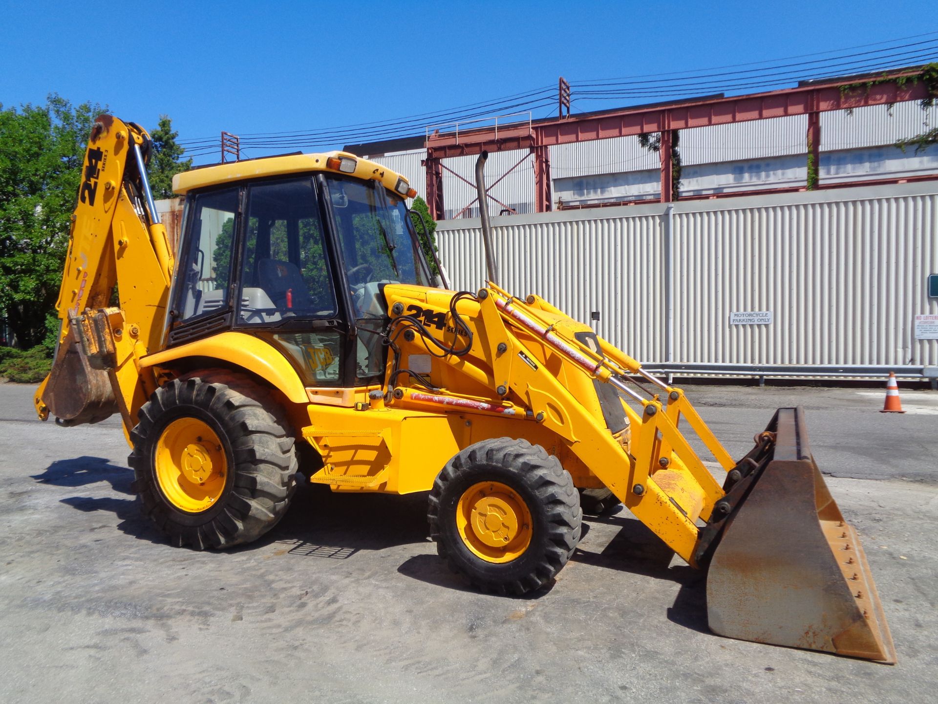 2005 JCB 214 Series 3 Backhoe - Image 17 of 29