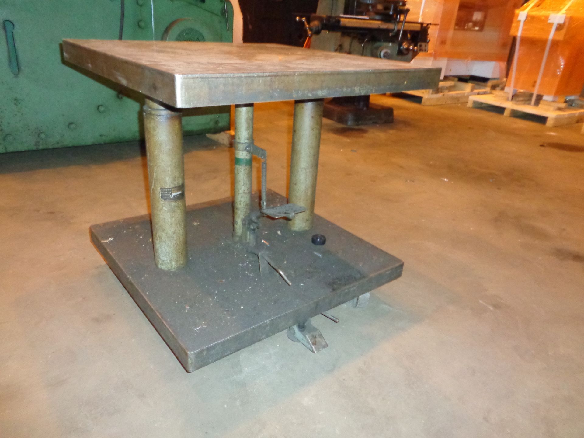 Lexco 30” Die Lift Table - Image 4 of 5