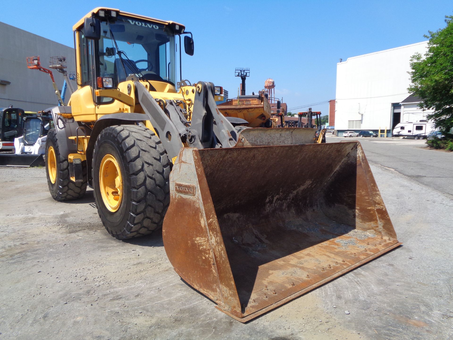 2013 Volvo L60G Wheel Loader - Image 15 of 20