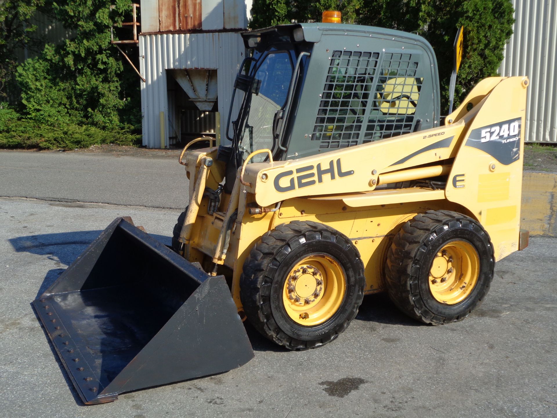 2010 GEHL 5240 Turbo Skid Steer - Image 10 of 13