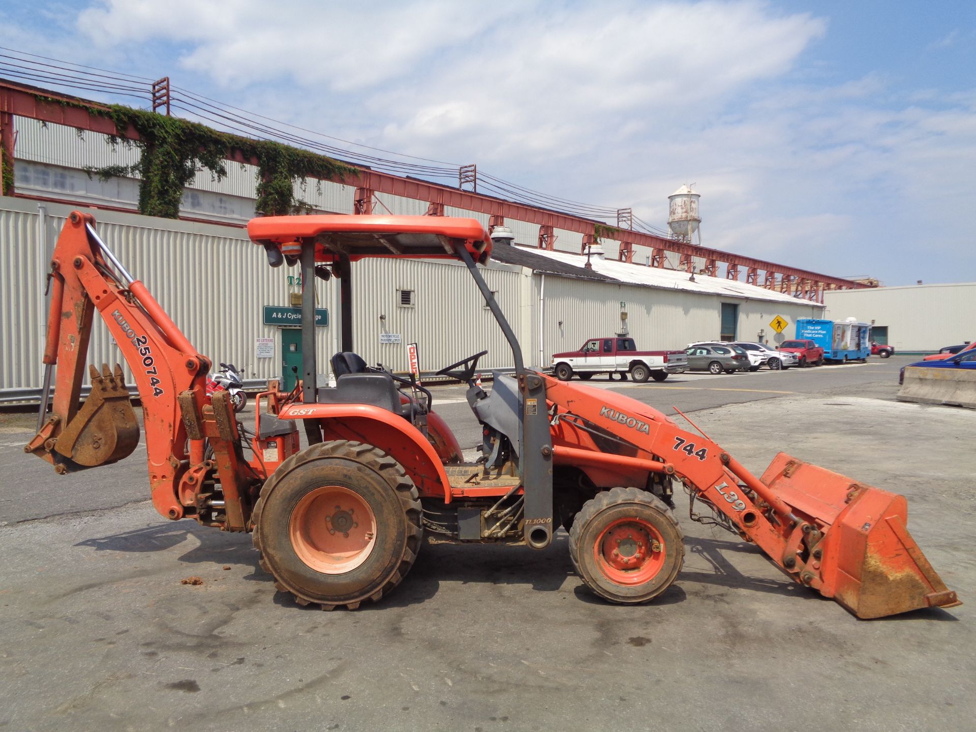 Kubota L39 Backhoe - Image 11 of 21