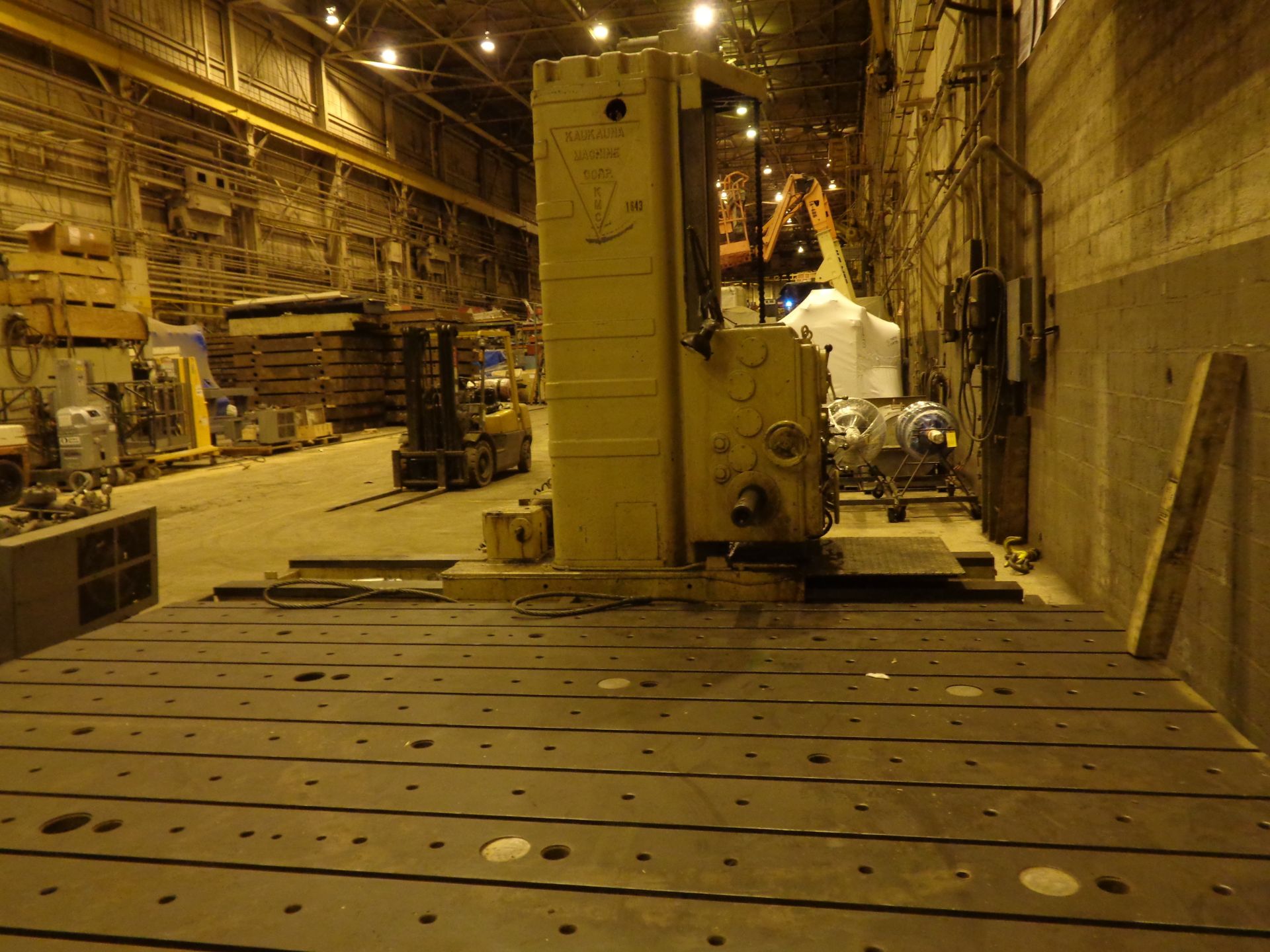 Kaukauna Floor Type Horizontal Boring Mill Milling Machine - Image 9 of 23