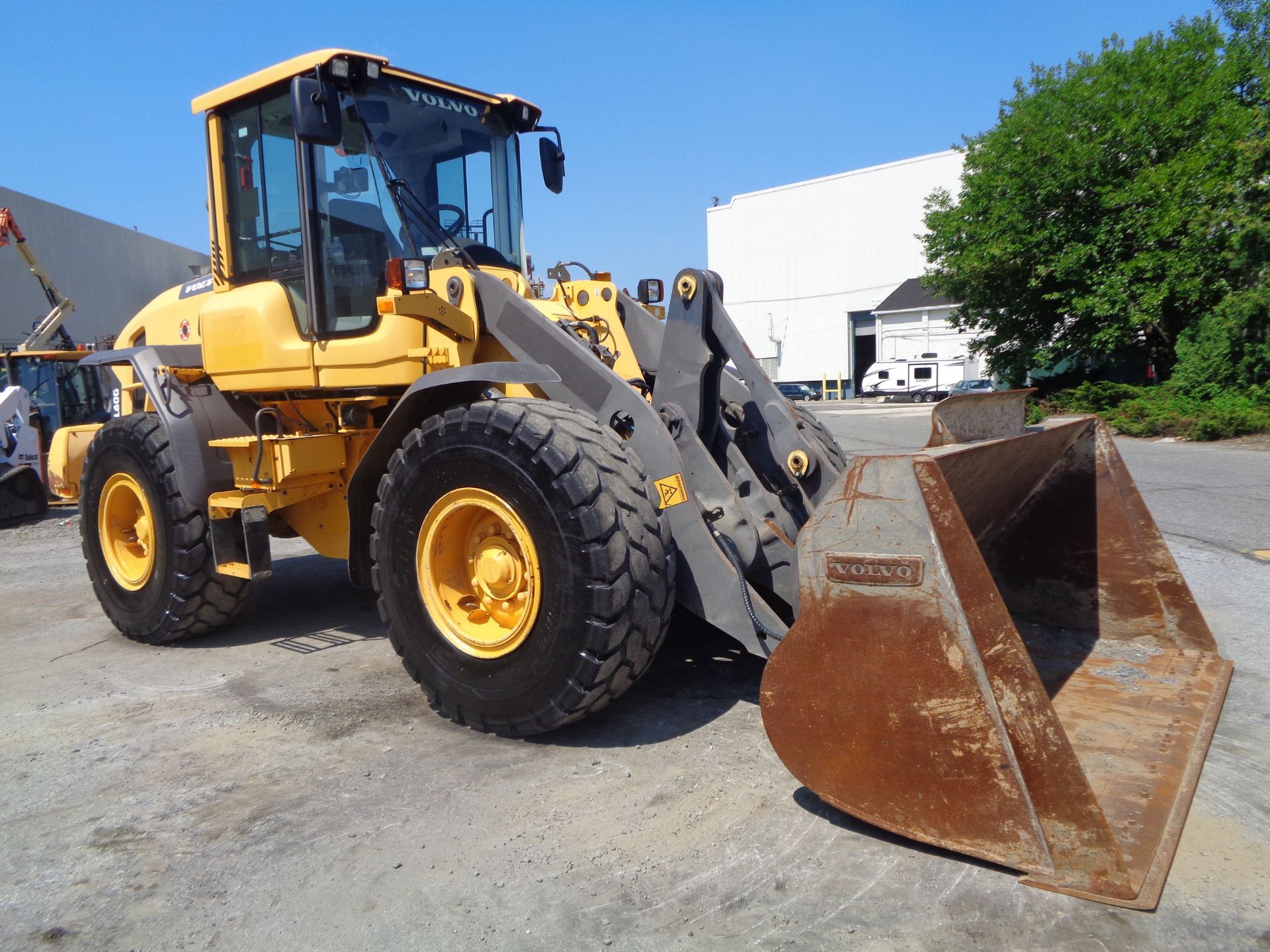 2013 Volvo L60G Wheel Loader - Image 16 of 20