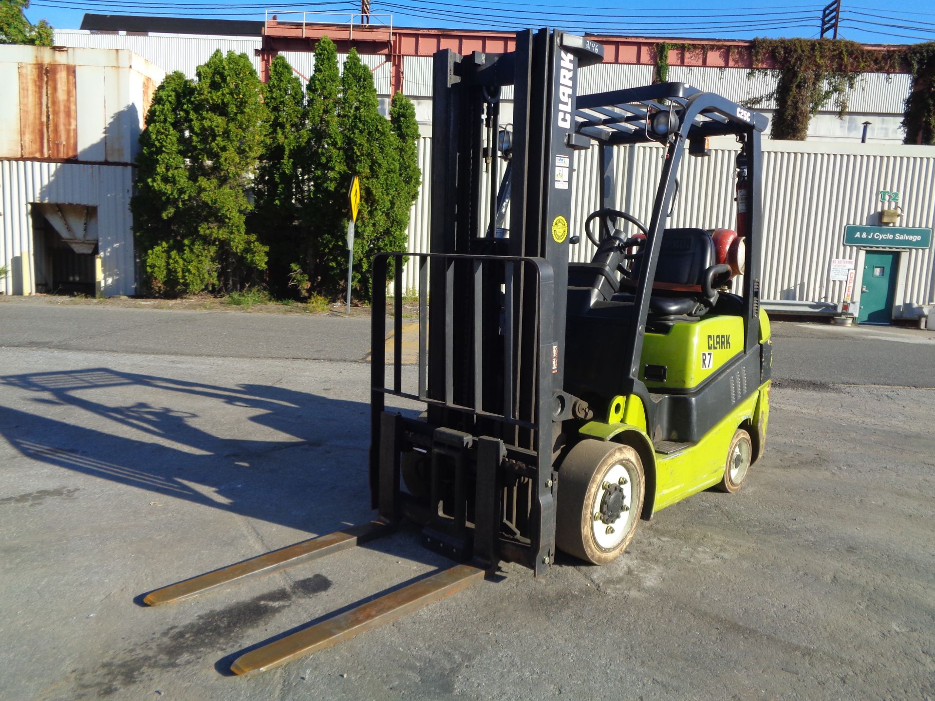 2014 Clark C25CL 5,000lbs Forklift - Image 18 of 21