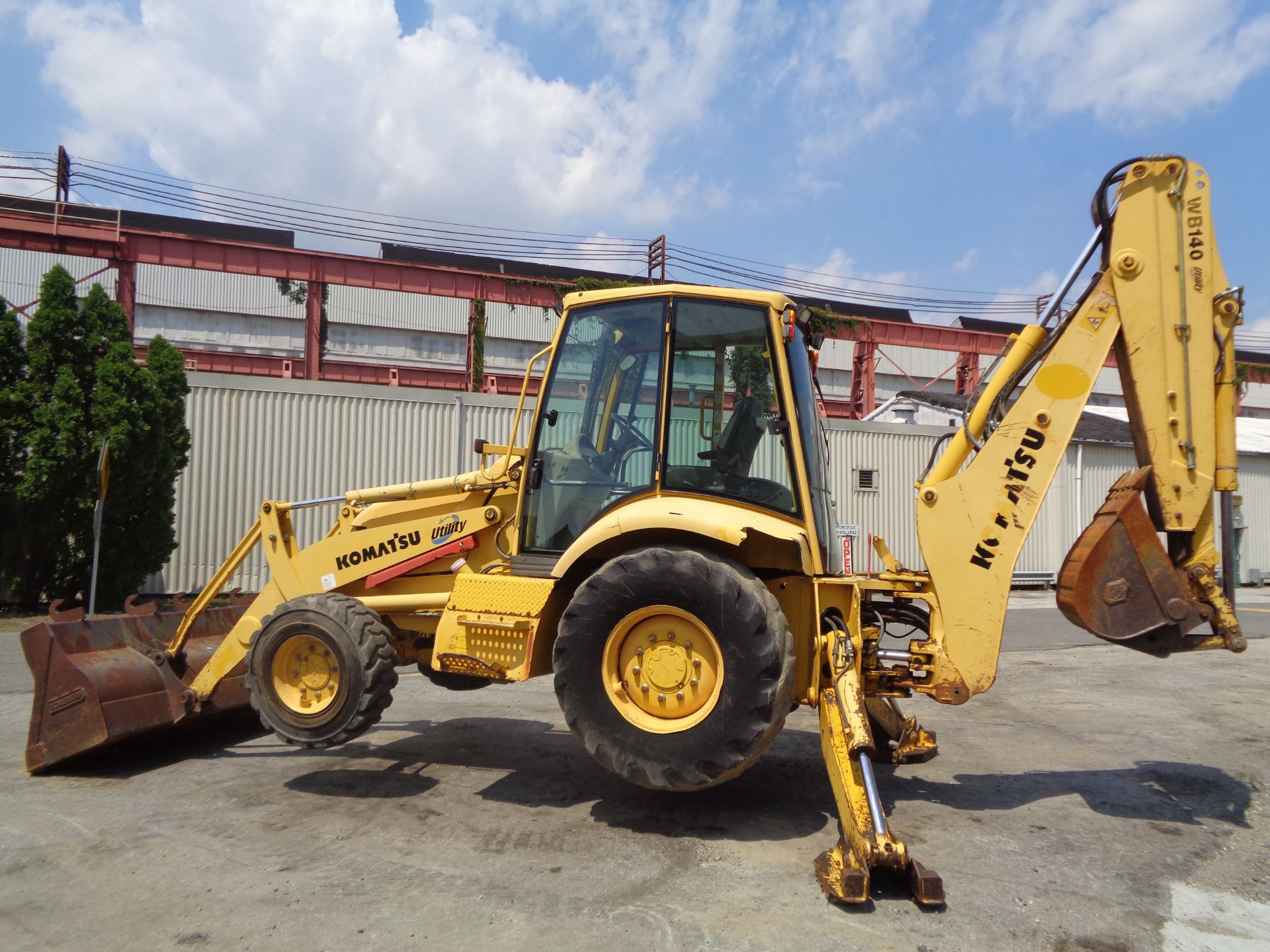 Komatsu WB140 Backhoe - Image 8 of 24