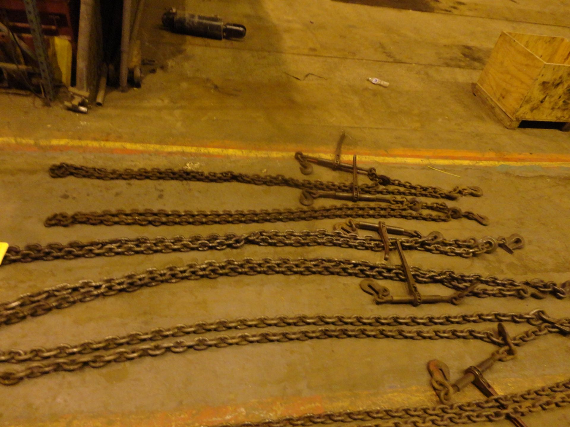 Lot of Six 5/8" and 1/2" Chains with Binders (#18) - Image 4 of 10