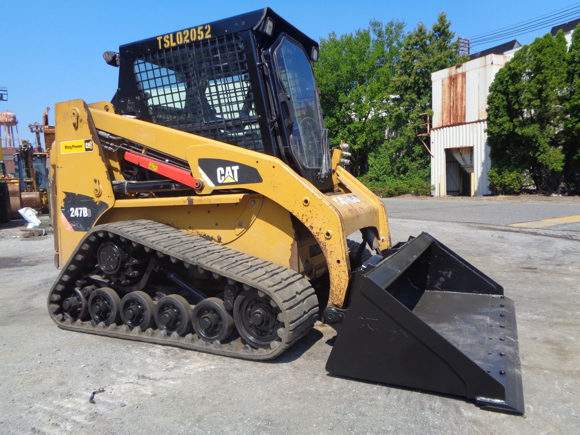 2014 Caterpillar 247B3 Skid Steer - Image 4 of 14