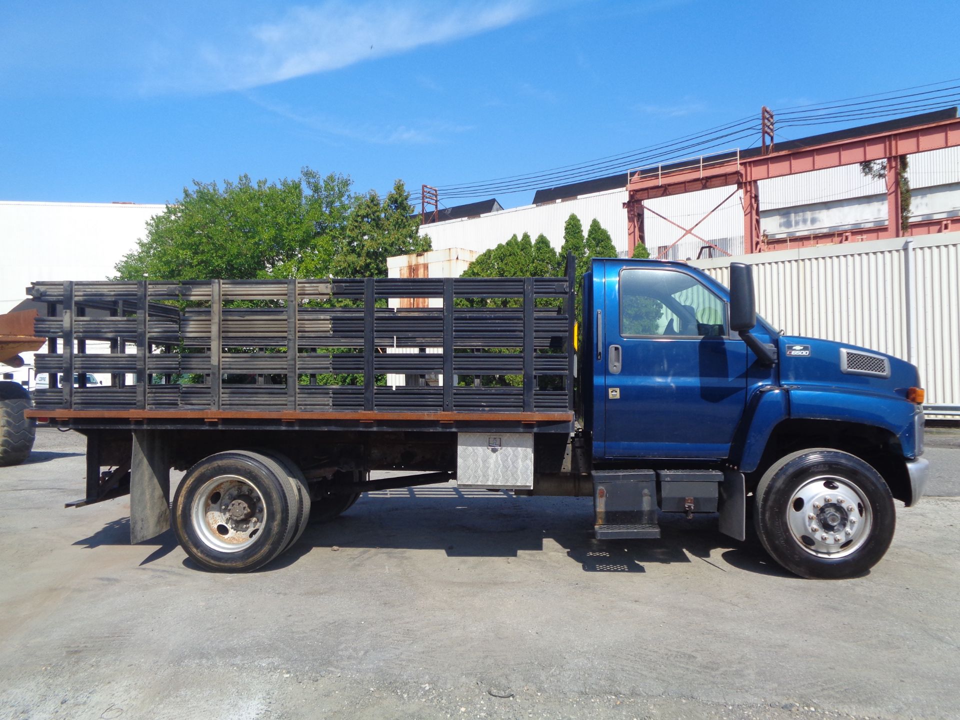 2005 Chevrolet 6500 Steak Body Truck