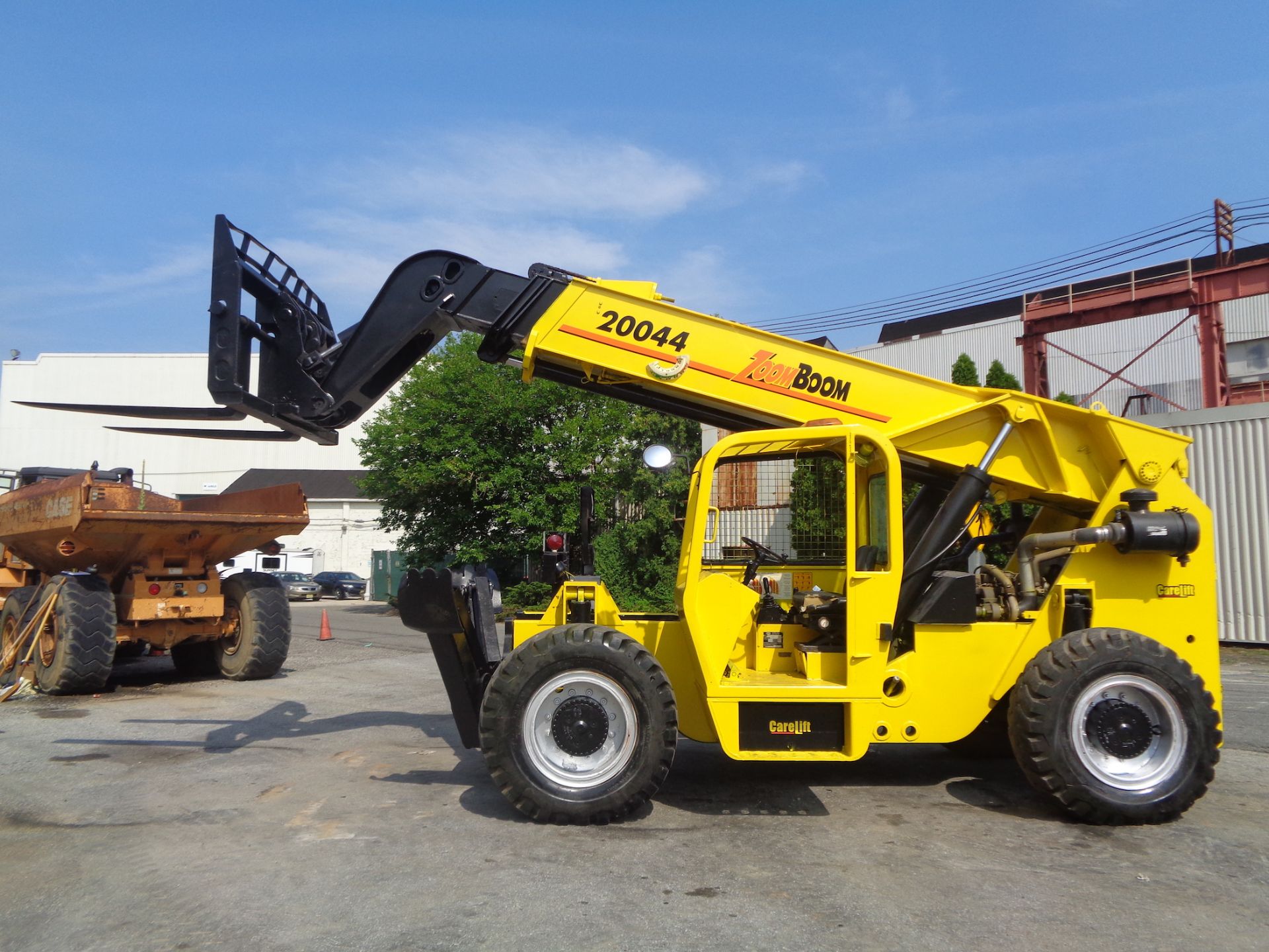 ZoomBoom Carelift ZB-20044 20,000lbs 44ft Telescopic Forklift