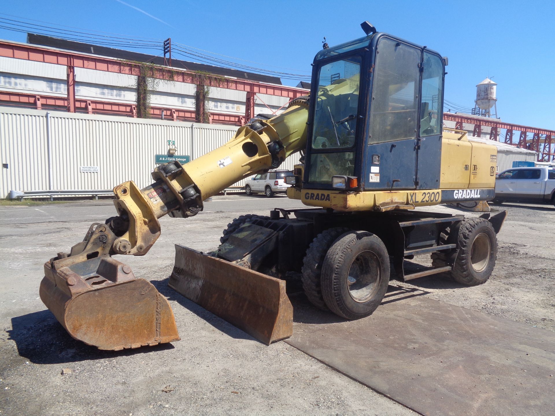 2003 Gradall XL2300 Excavator - Image 15 of 16