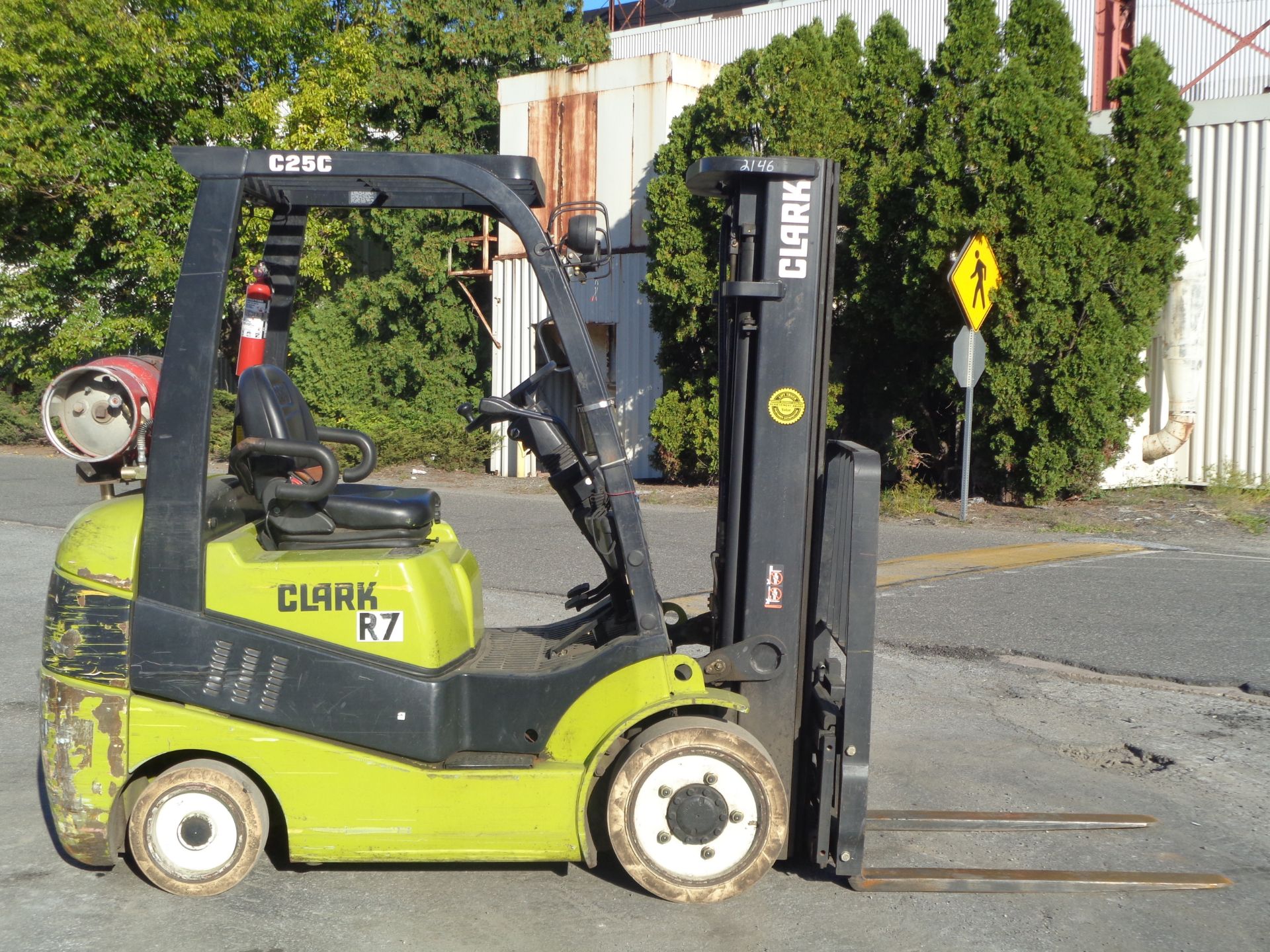 2014 Clark C25CL 5,000lbs Forklift - Image 11 of 21